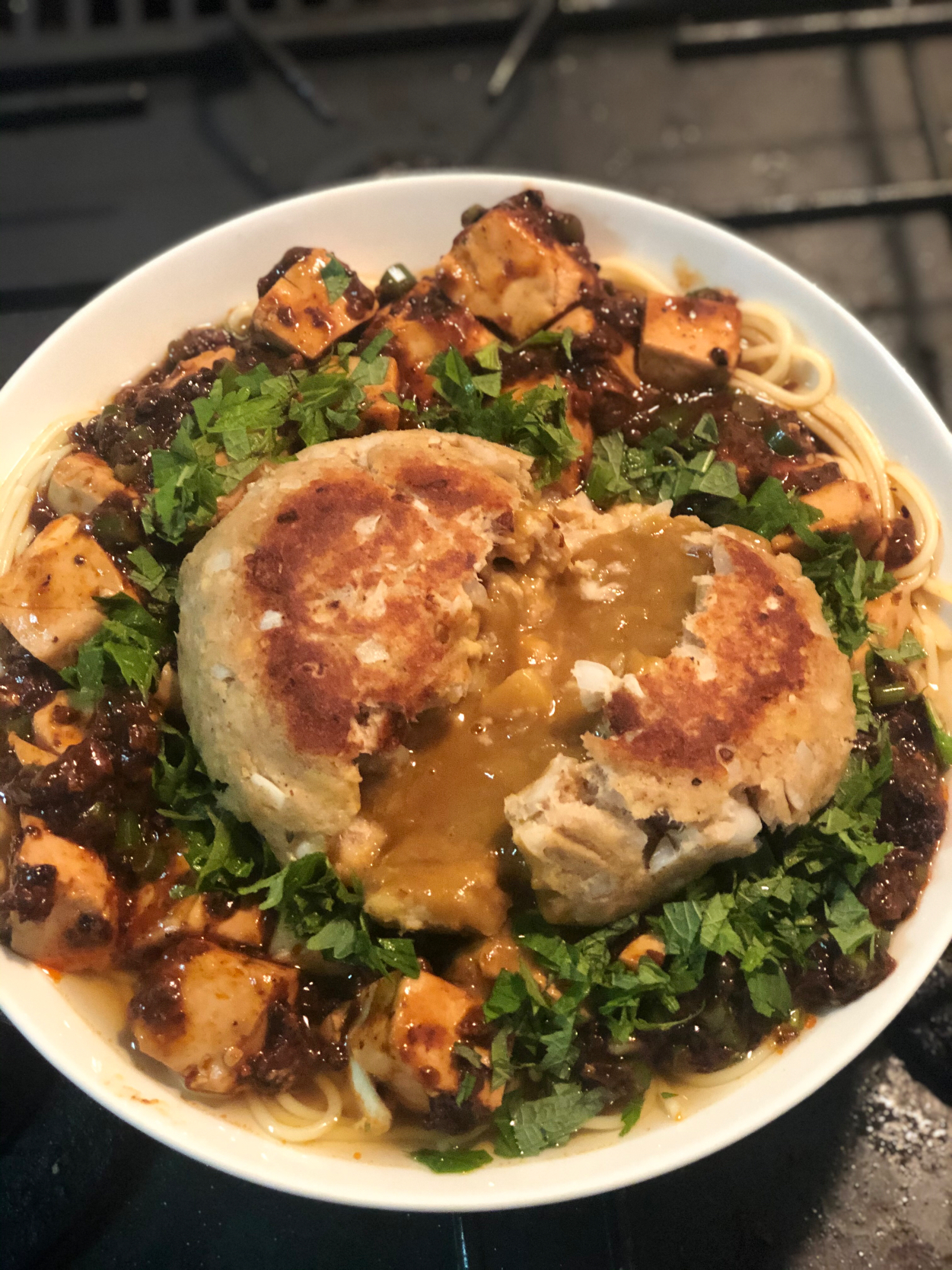 サババーグ麻婆カレー麺