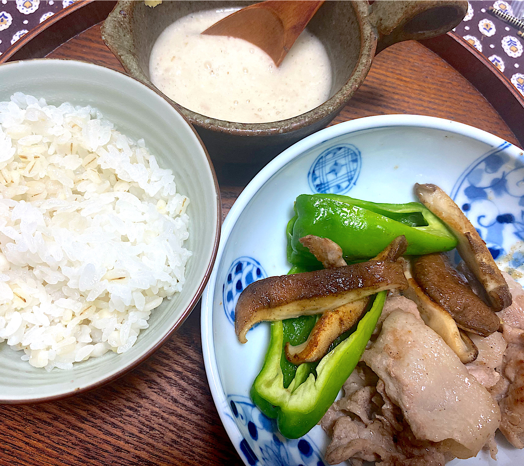 トロロご飯と焼肉