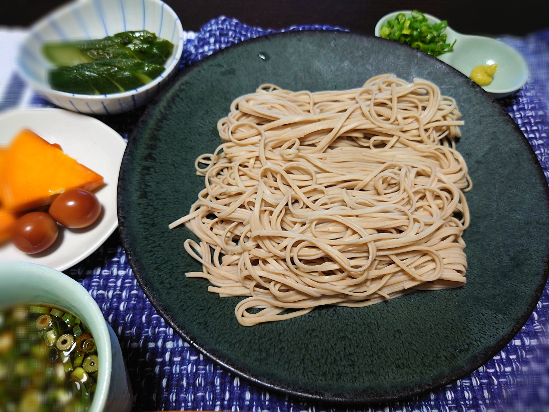 ☆へぎ蕎麦(小嶋屋)
☆🥒の糠漬け
☆チーズとうずらの卵の燻製