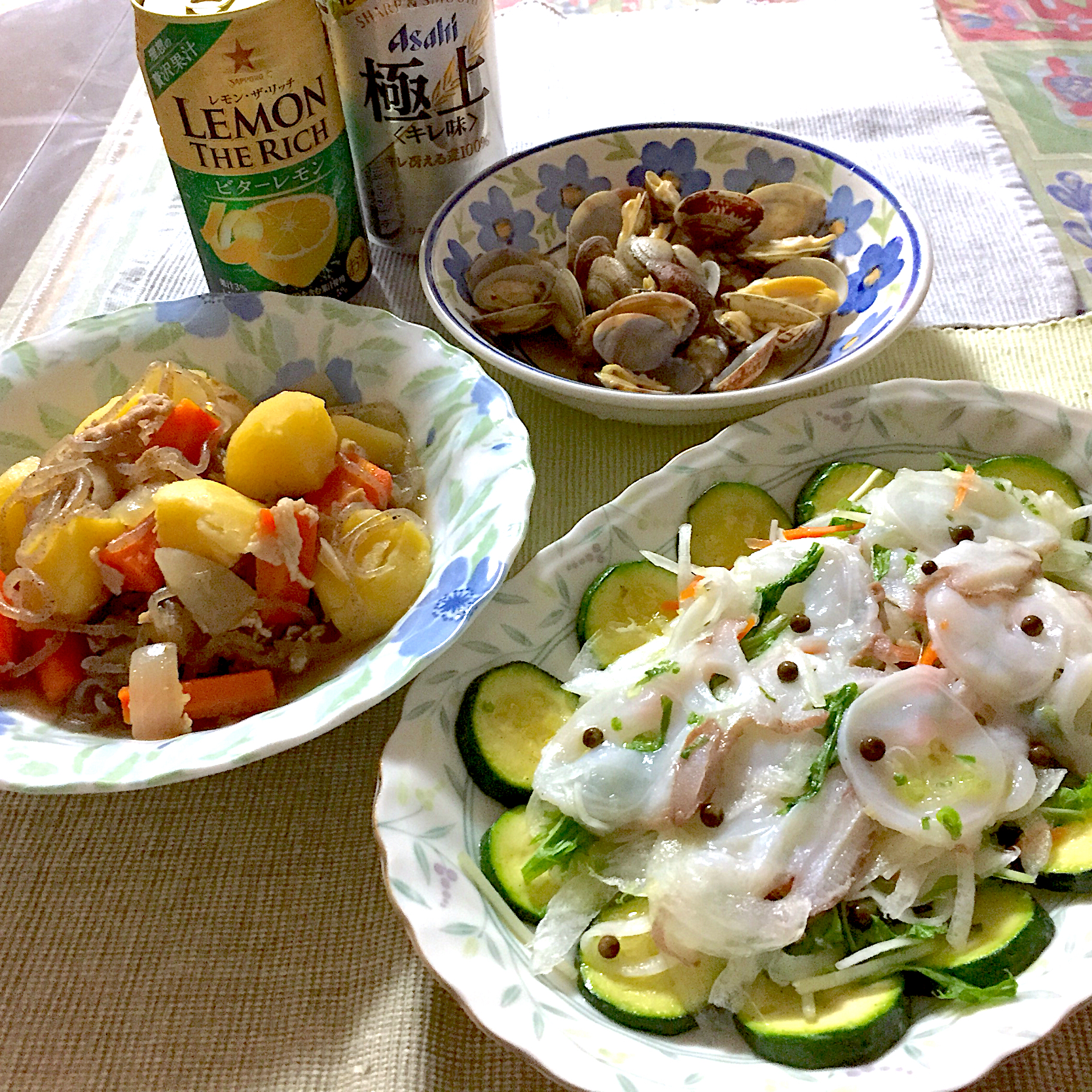 ズッキーニとタコのカルパッチョ 肉じゃが アサリの酒蒸しで🍻