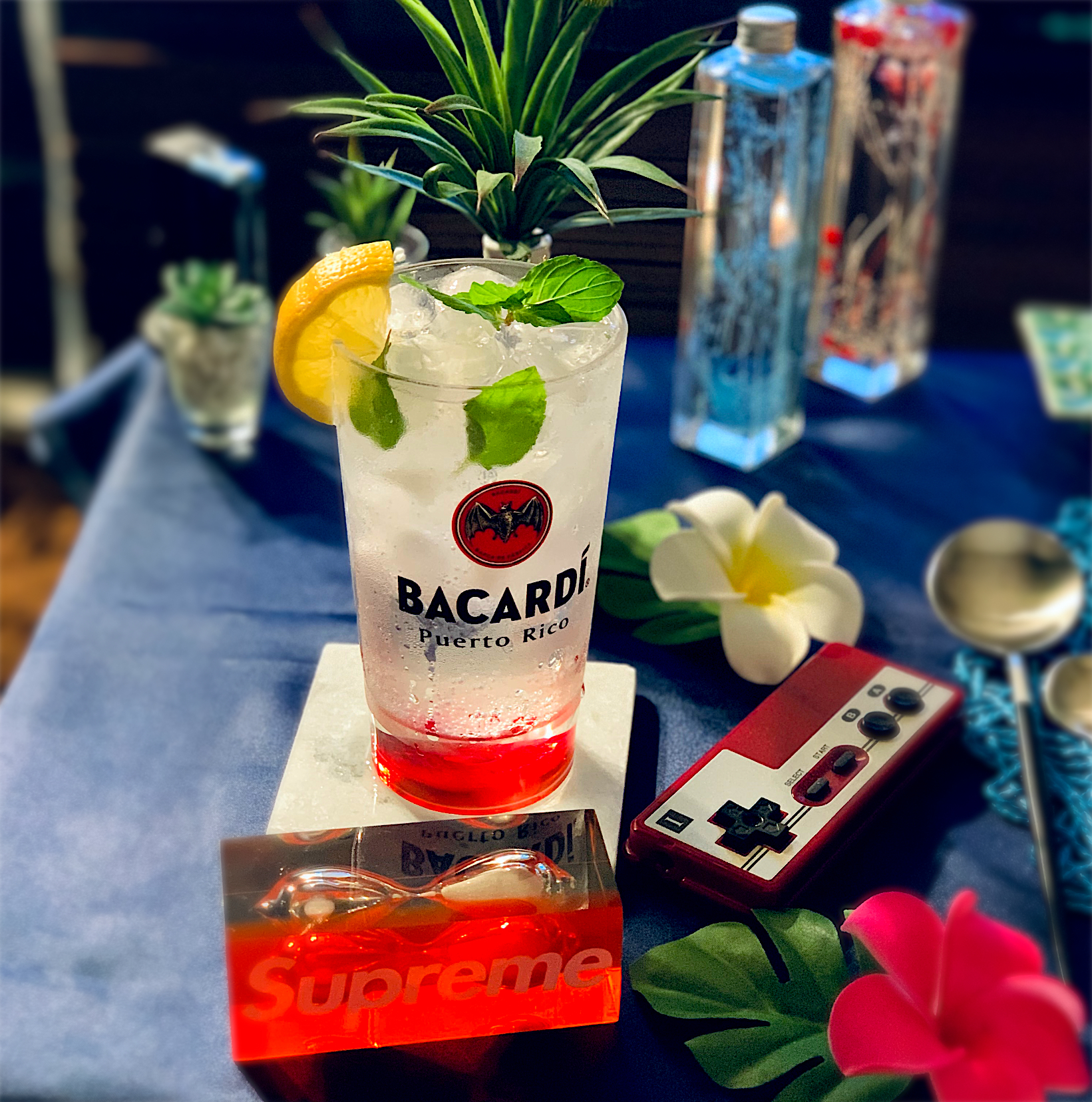 【洋酒】Bacardi : White ram ＆ tonic feat.a.k.a lemon meets mint…（ホワイトラム＆トニック）