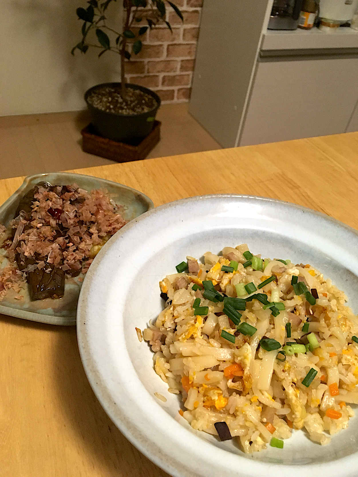 讃岐B級グルメ〜ぴっぴ飯😋テレビで観て知りずっと食べたかったので作ってみました‼️かなーり美味しい(*´ェ`ｄ)~~~~~~~~~~(ｂ´ェ`*) 運命の赤い糸☆出逢ってしまったな。リピ決定✨