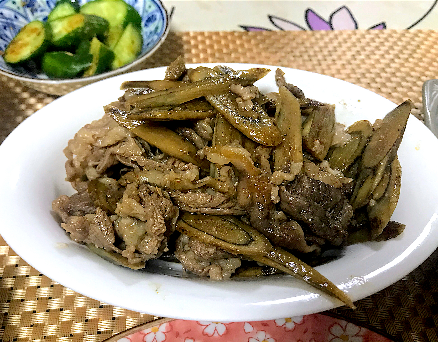 ゴボウと牛肉の炒め物