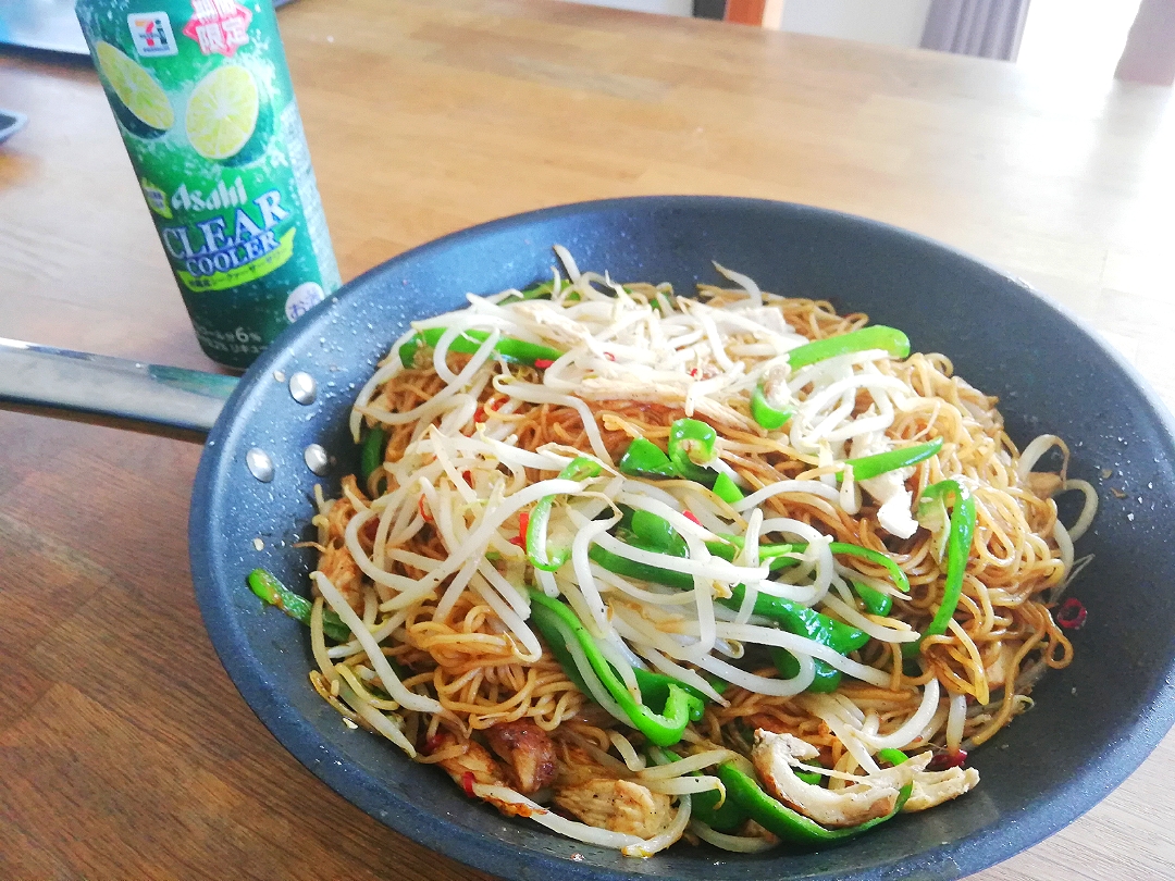 おうち居酒屋　ガーリック焼きそば