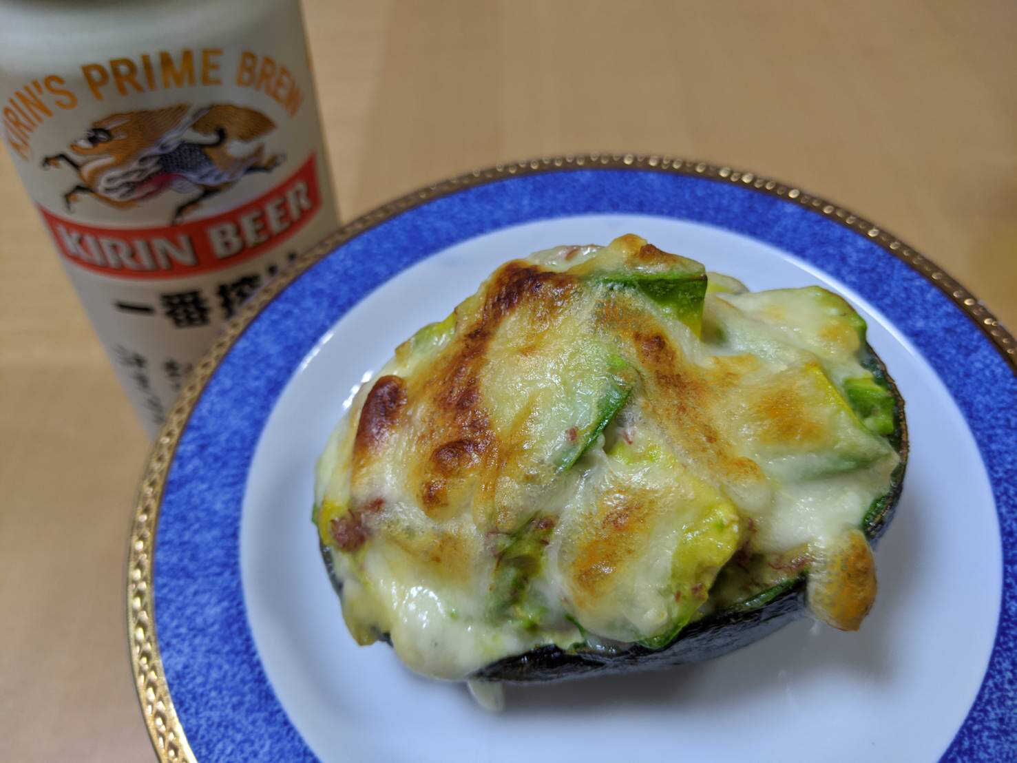 旨い‼︎アボカドコンビーフチーズ焼き🥑