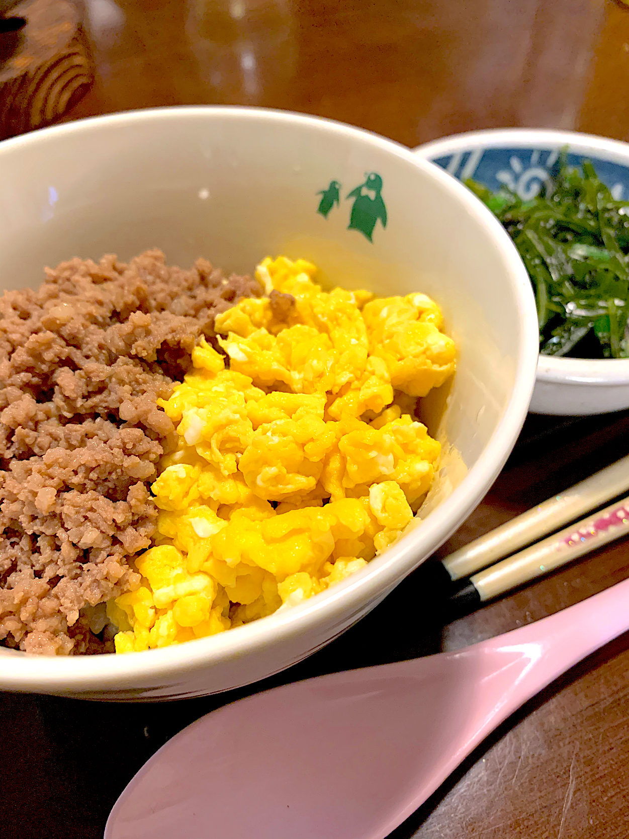 定番の二色丼🤎💛