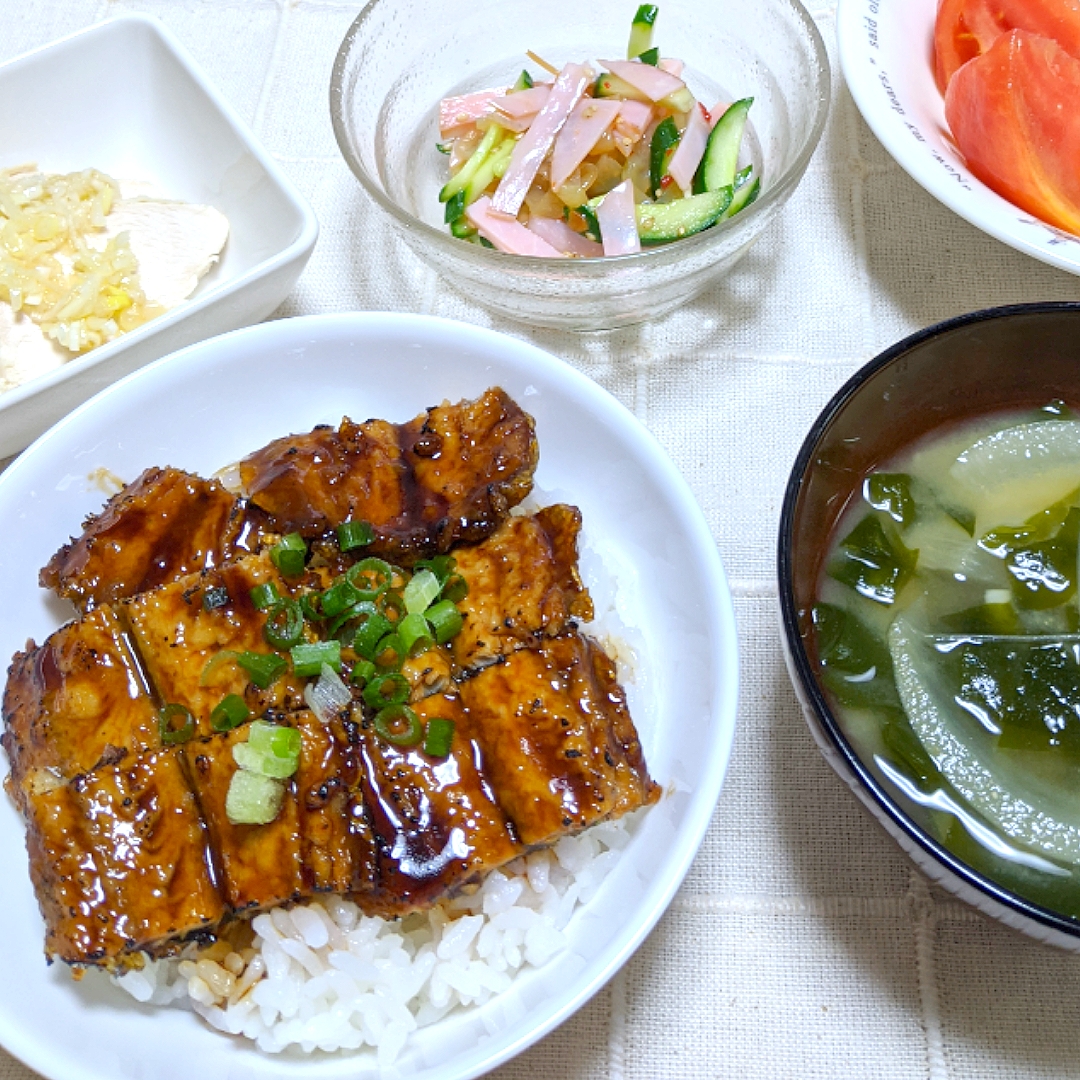 2020/08/19　炙りさんまの蒲焼き丼🍀