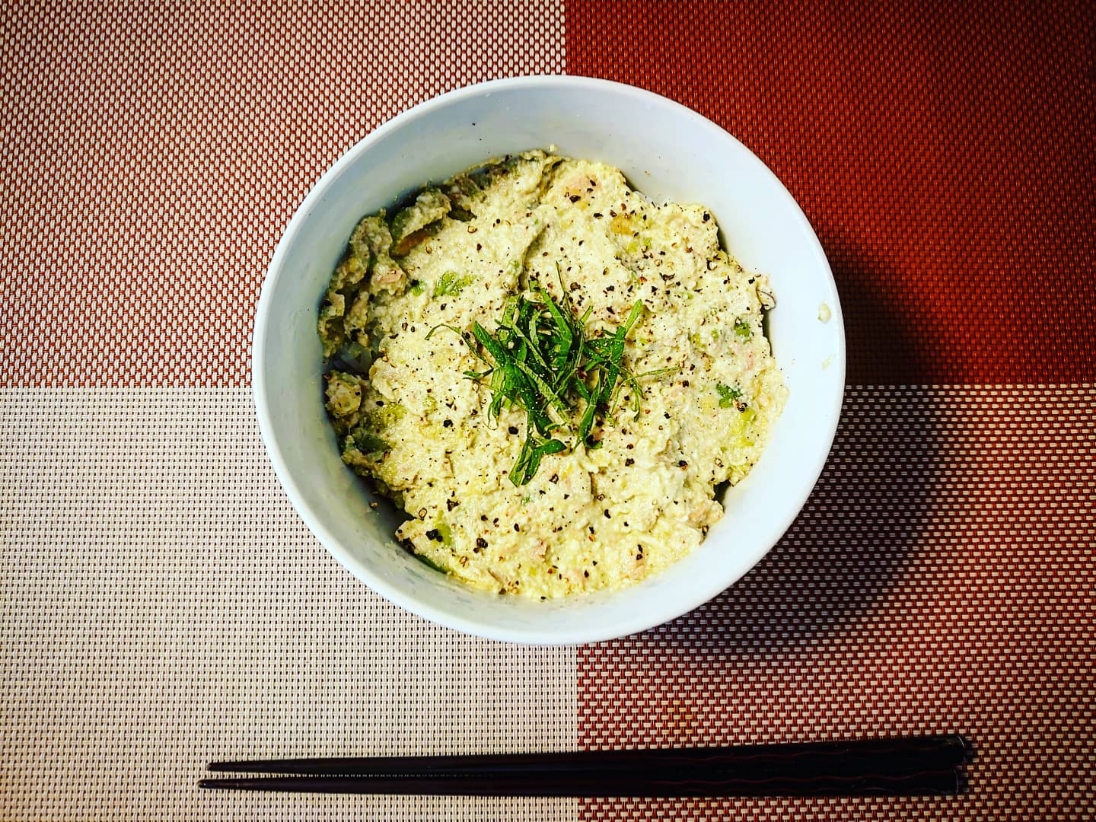 ツナアボカド豆腐丼