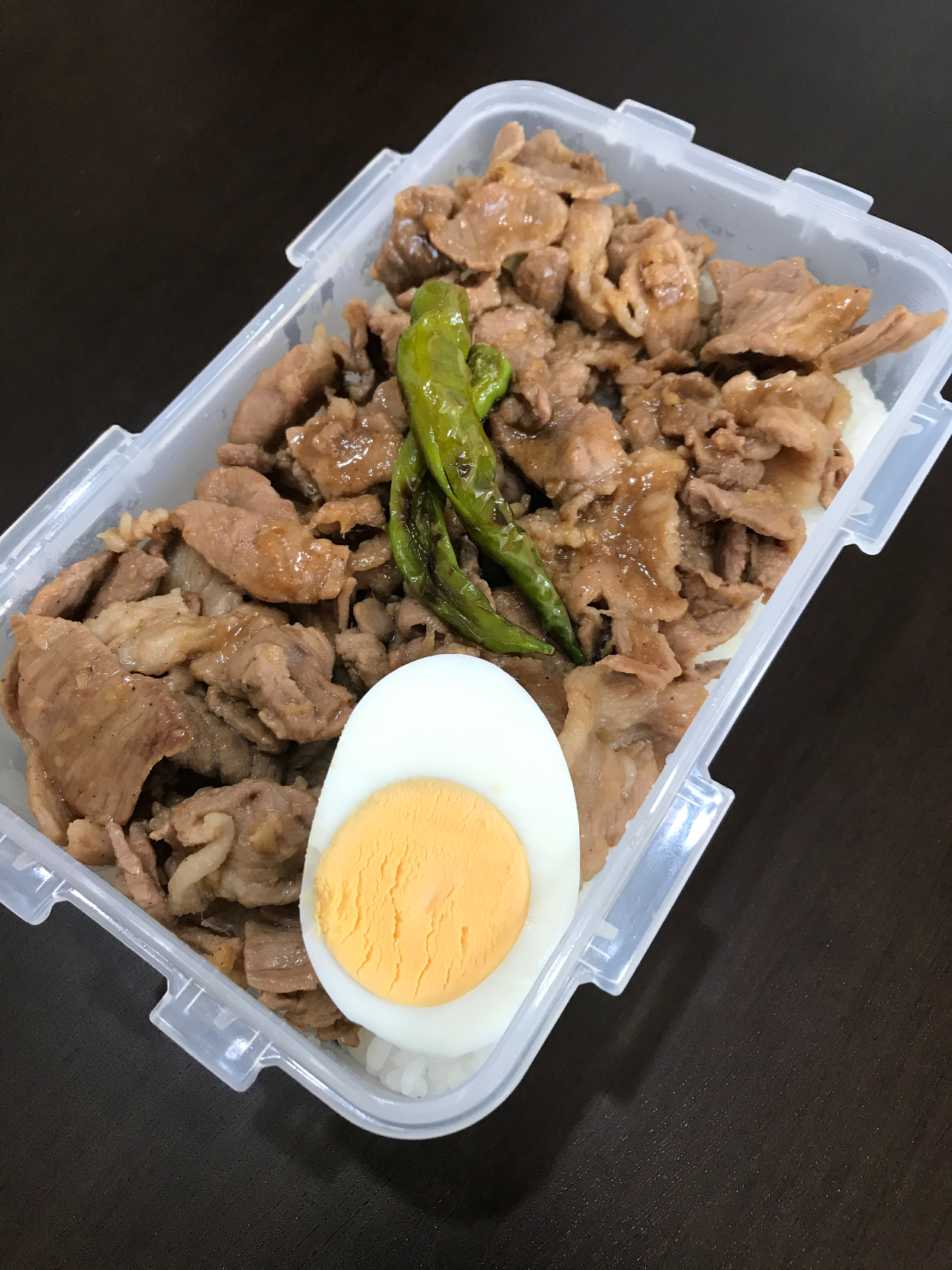 本日のバイトめし　魯肉飯