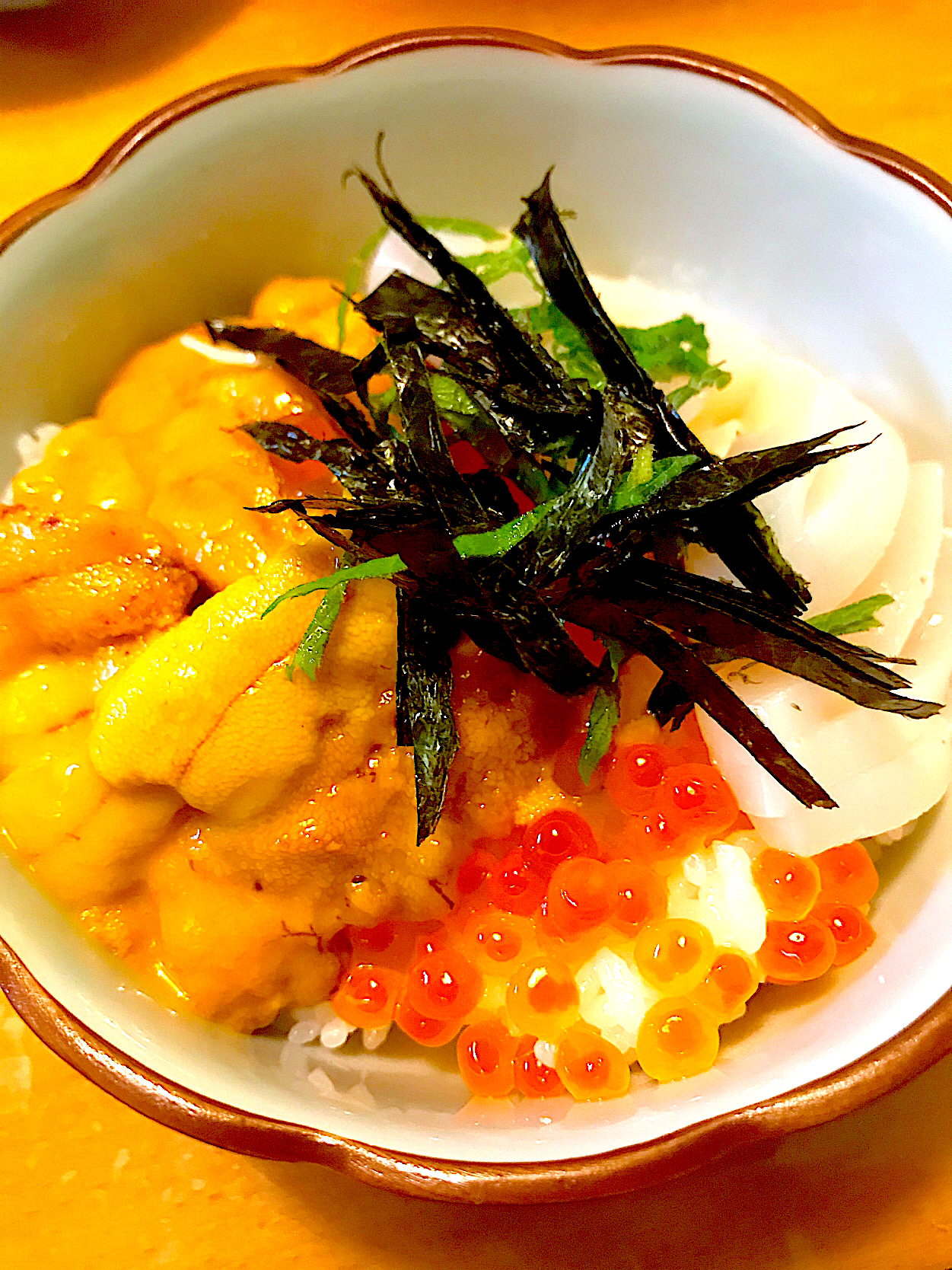 うに、いくら、いか丼