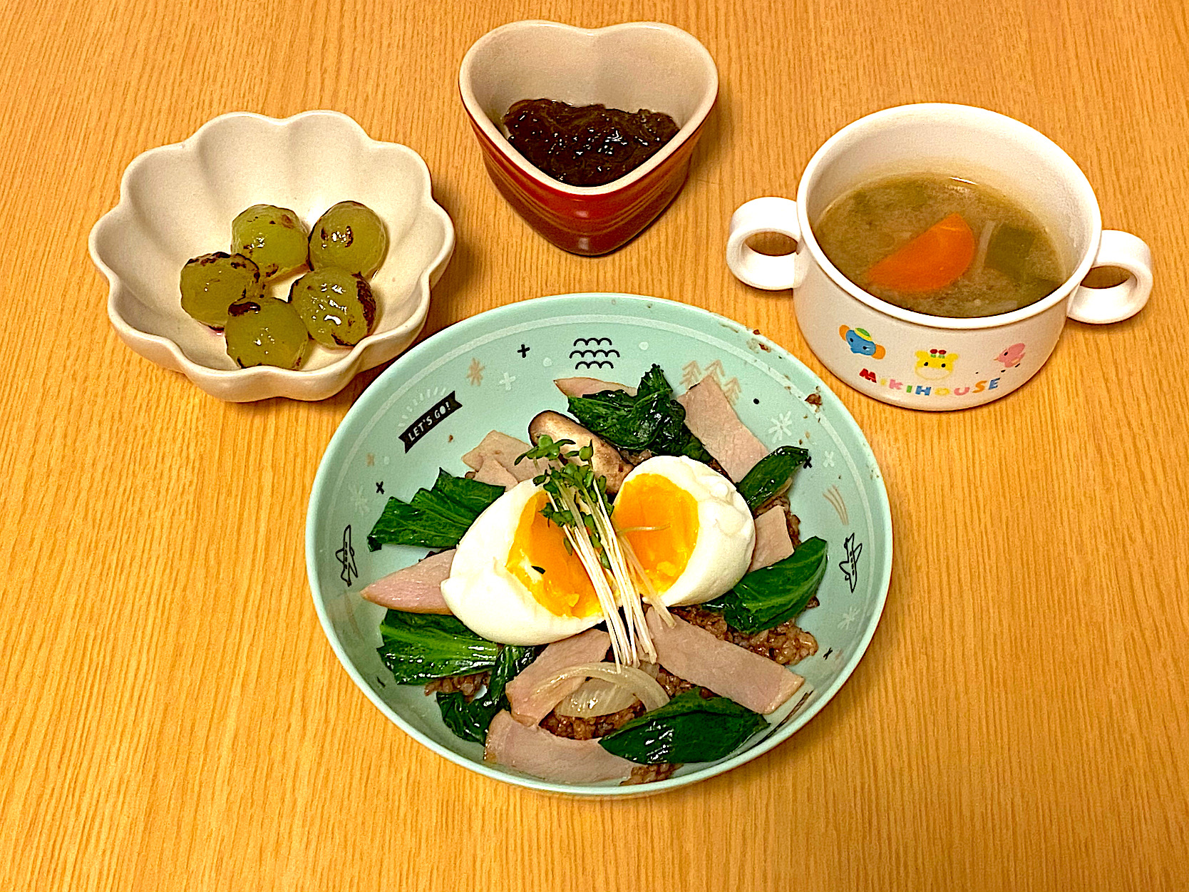 ハムと小松菜のパターソテー丼