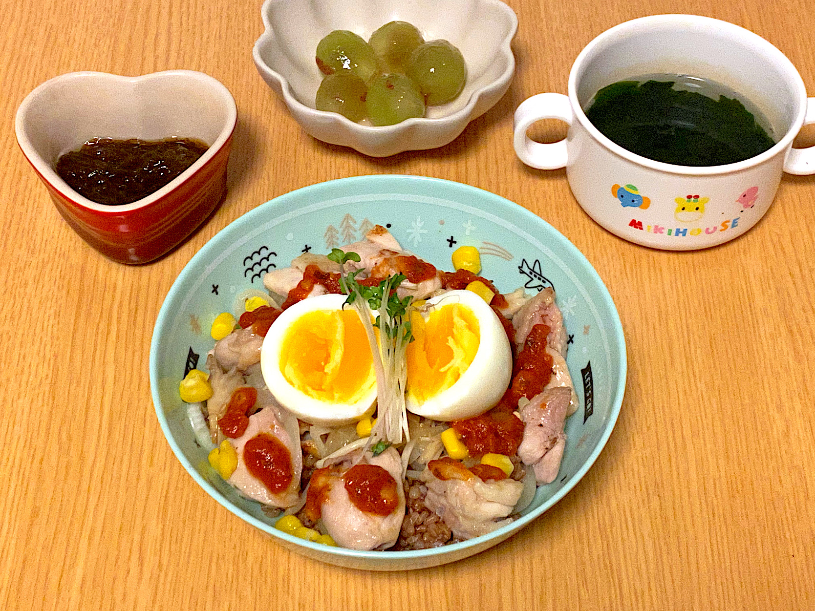 鶏肉と野菜のトマトソース丼