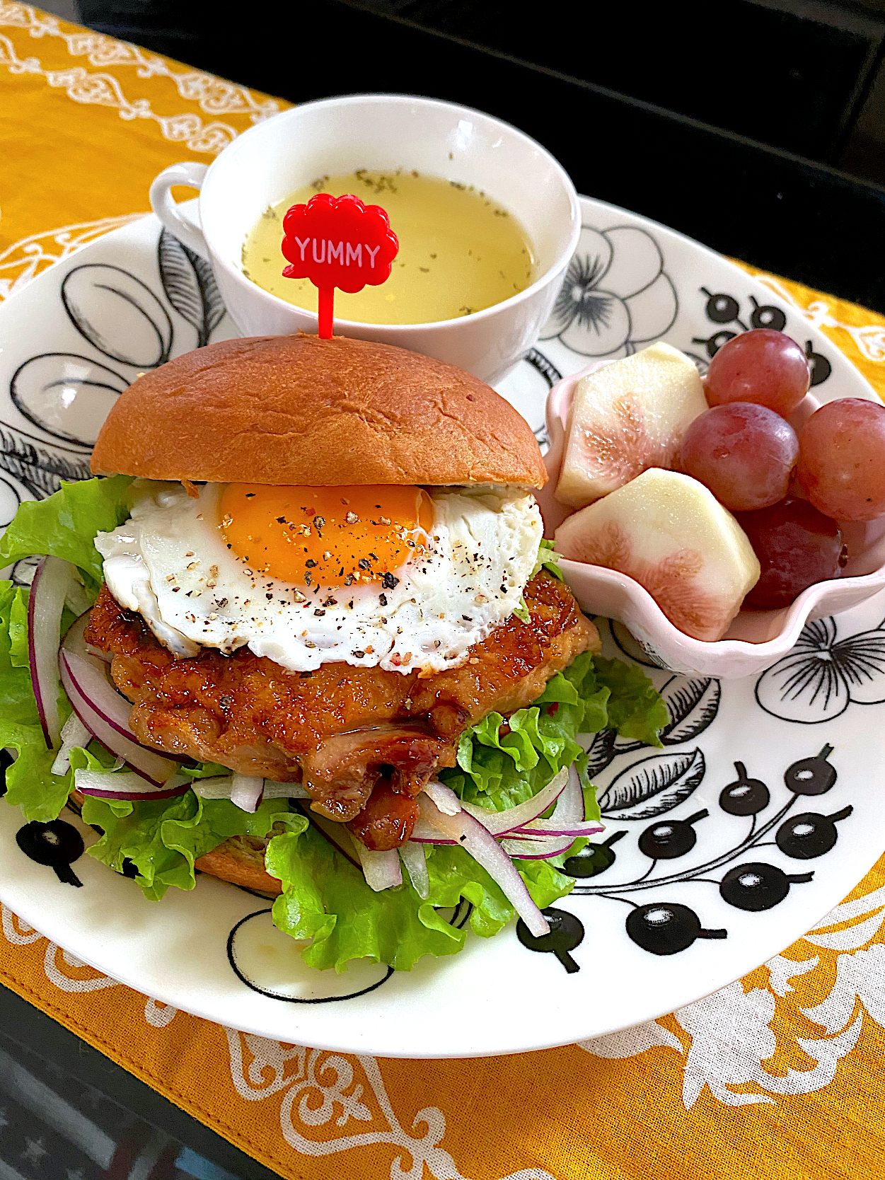 照り焼きチキンバーガー🍔