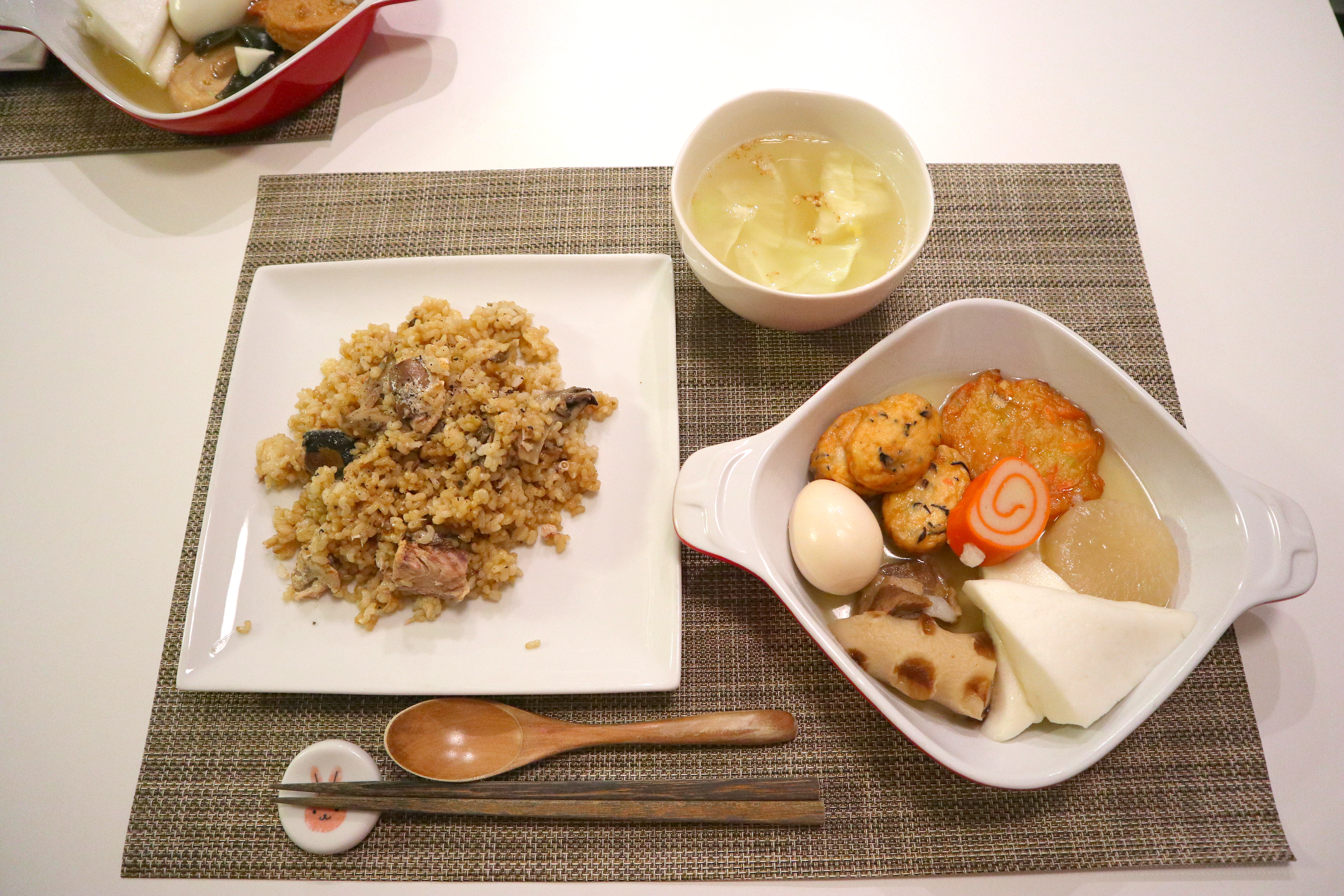 今日の夕食 サバ缶と舞茸の玄米炒飯、キャベツの鶏ガラスープ、SDモニター☆おでん