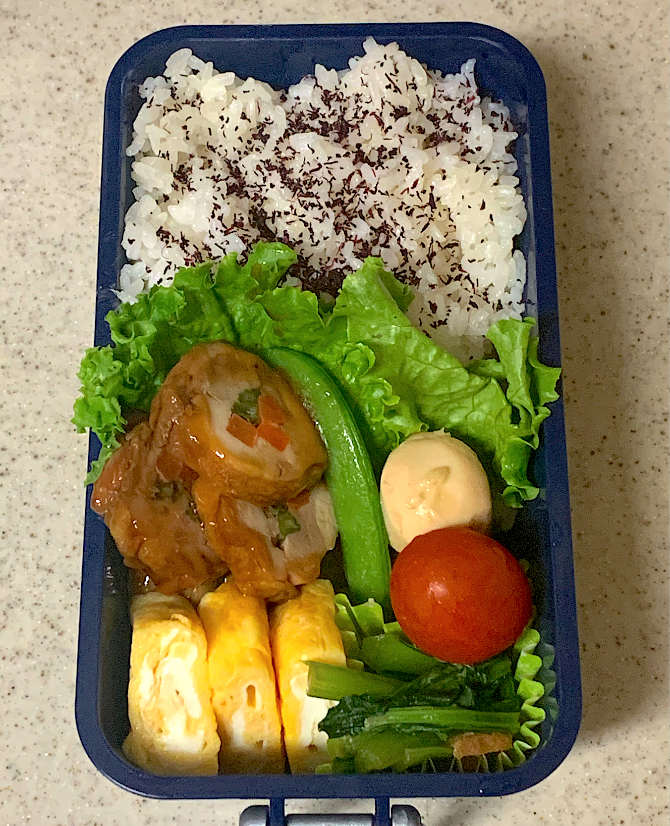 鶏の野菜巻きロール弁当