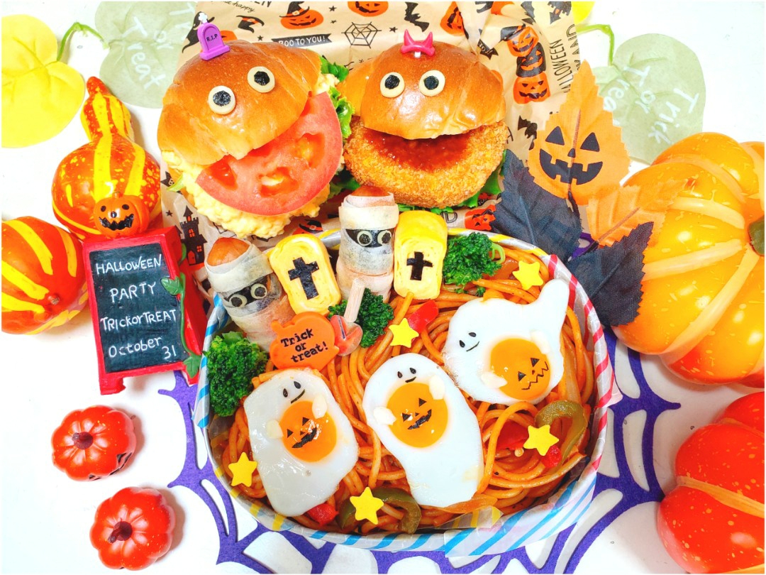 今日はHalloween🎃👻🍭
ナポリタン ロールパンサンド弁当♥️