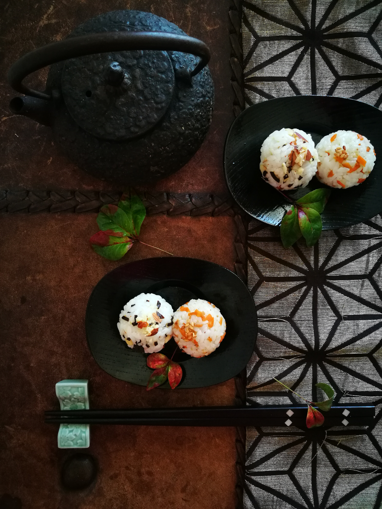 アーモンドと塩昆布のおにぎり