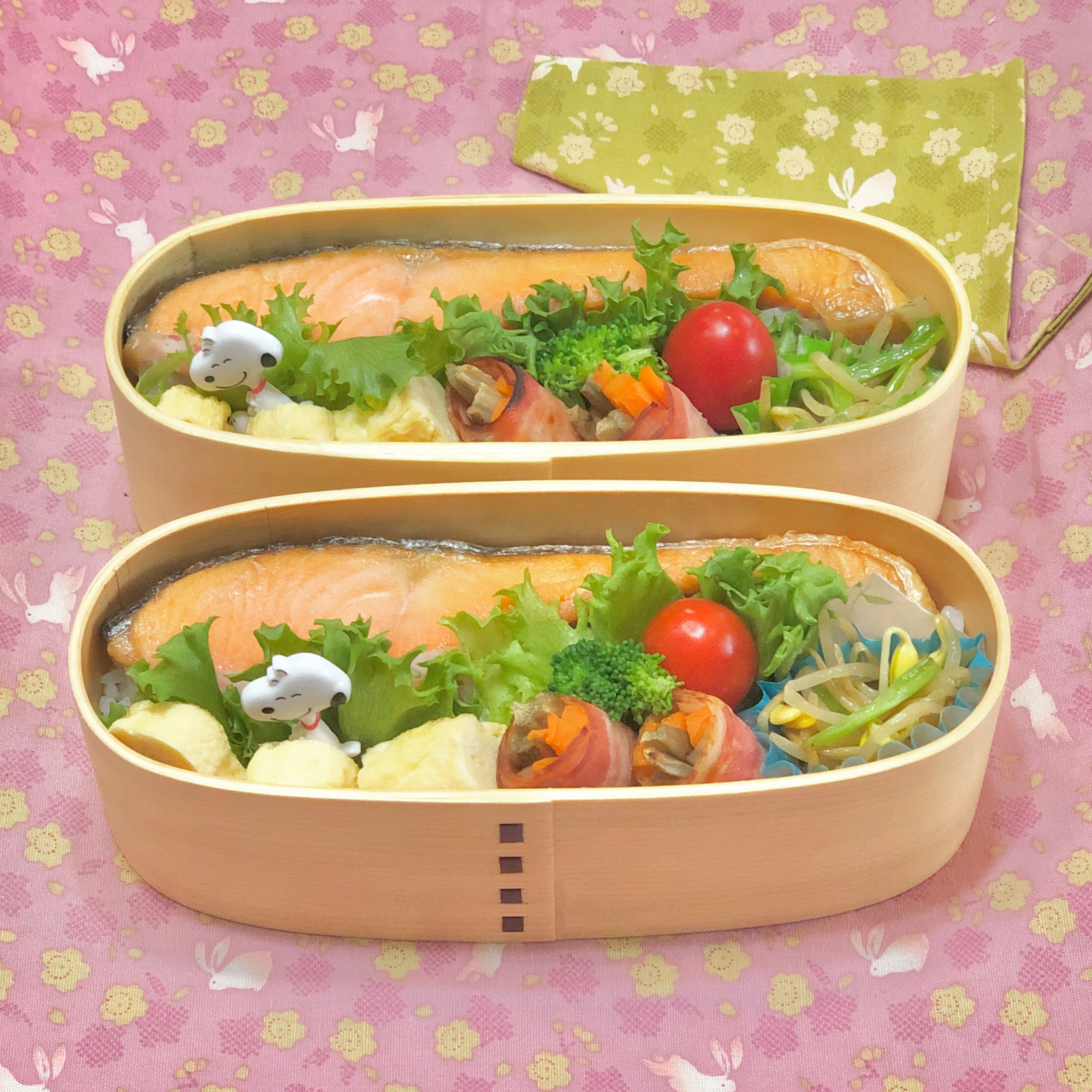 塩鮭グリル☘の双子ちゃんお弁当💙❤️ 10/16金