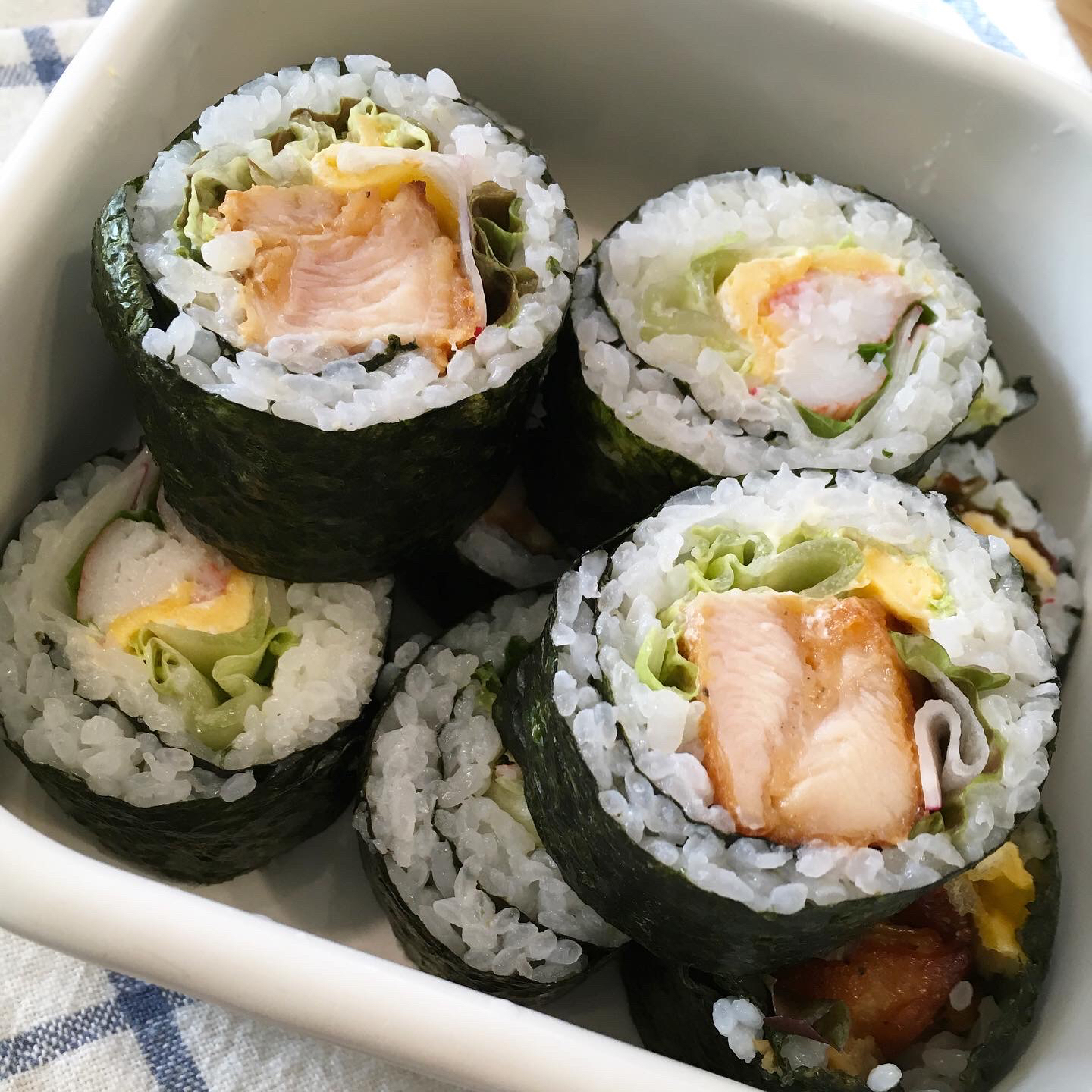 今日のパパ弁当は海苔巻き♪