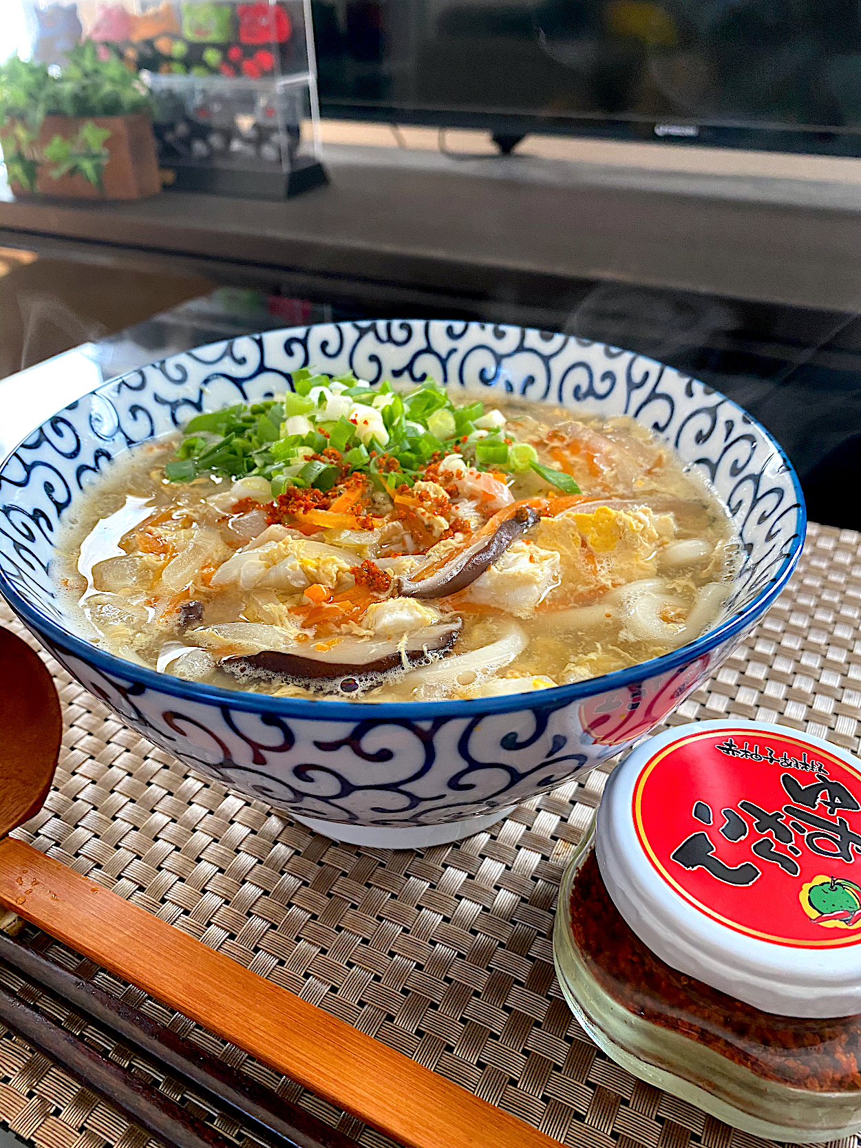 ゆかりさんの料理 きのこの卵とじうどん🍄