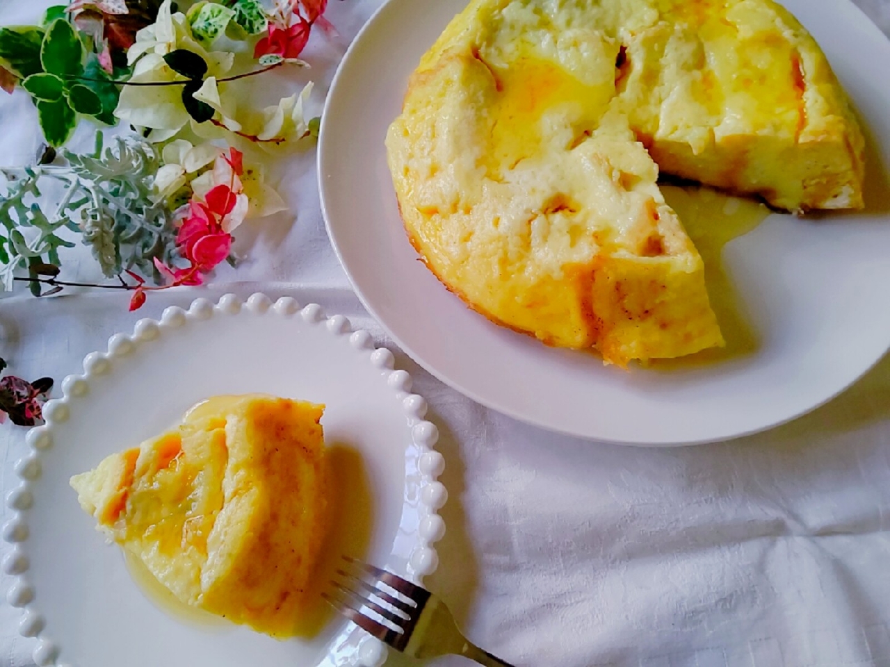Naomi Furuyaさんの料理 スキレット🍳➕トースターで簡単
厚切りパンの耳フレンチトーストがケーキみたい♡