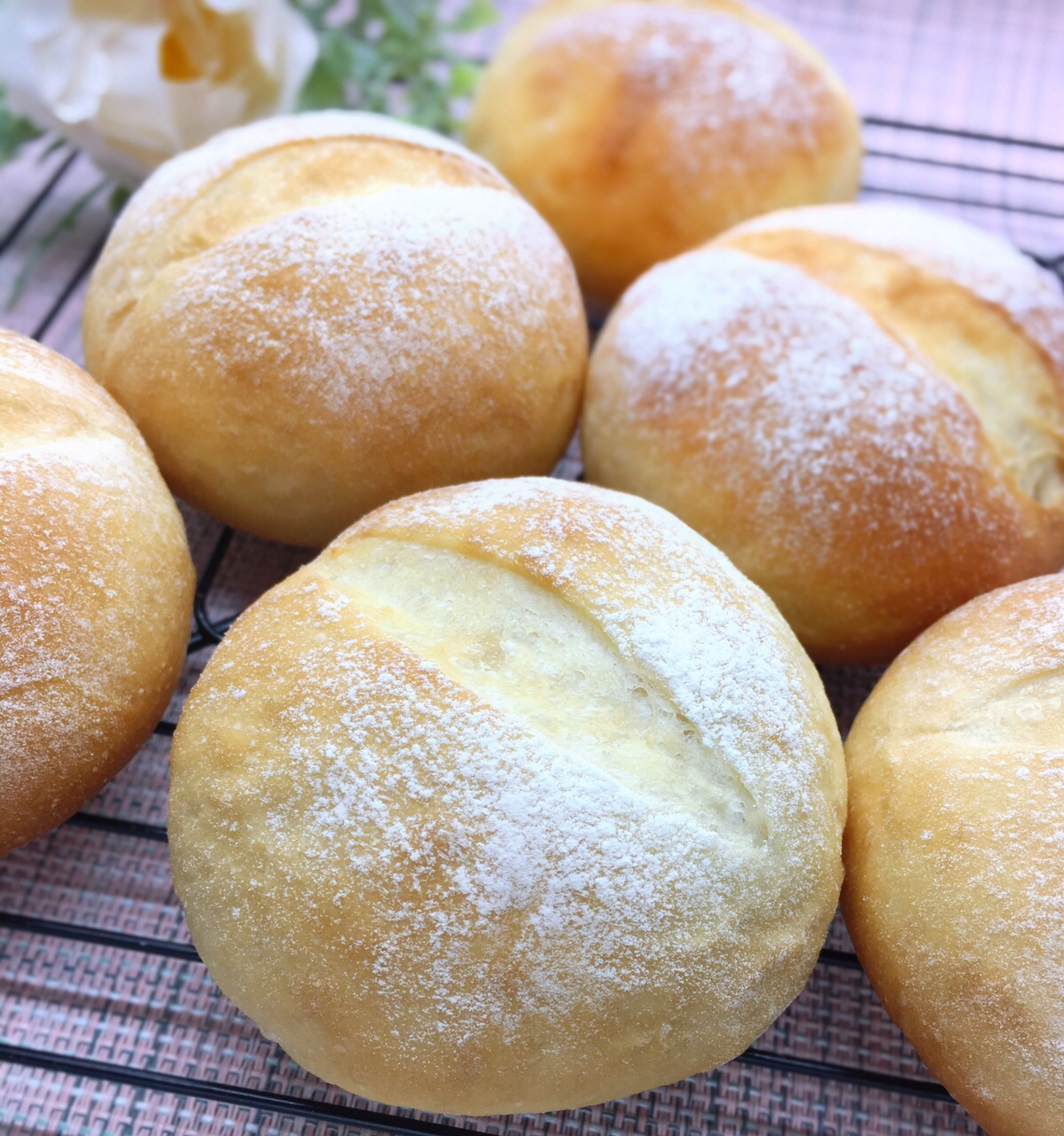 今朝は、湯だねで作る『ふんわりもっちりミルキーパン』です(∩´∀`∩)︎💕︎💕