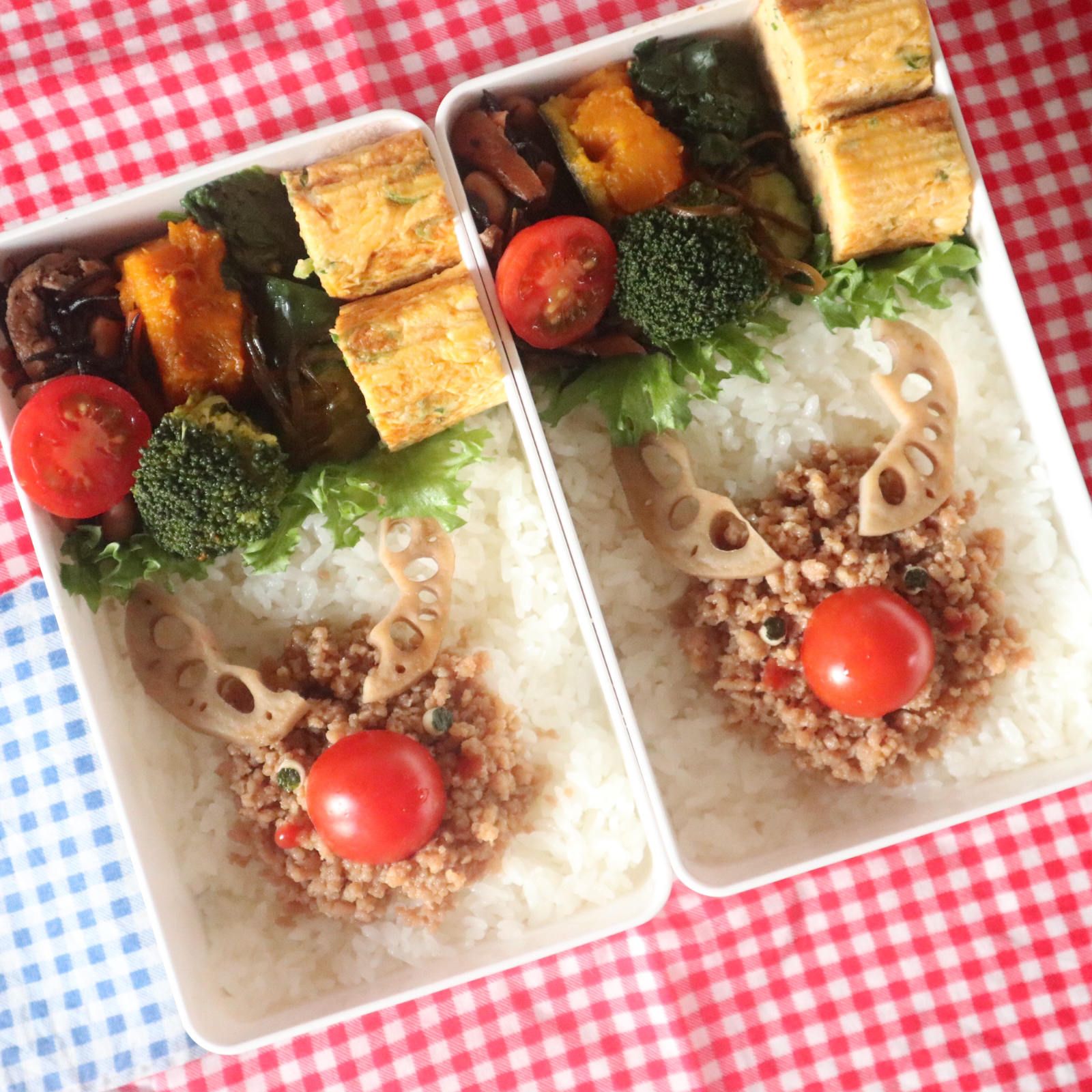 中学生男子年子弁当🍱そぼろトナカイでXmas弁当🎄