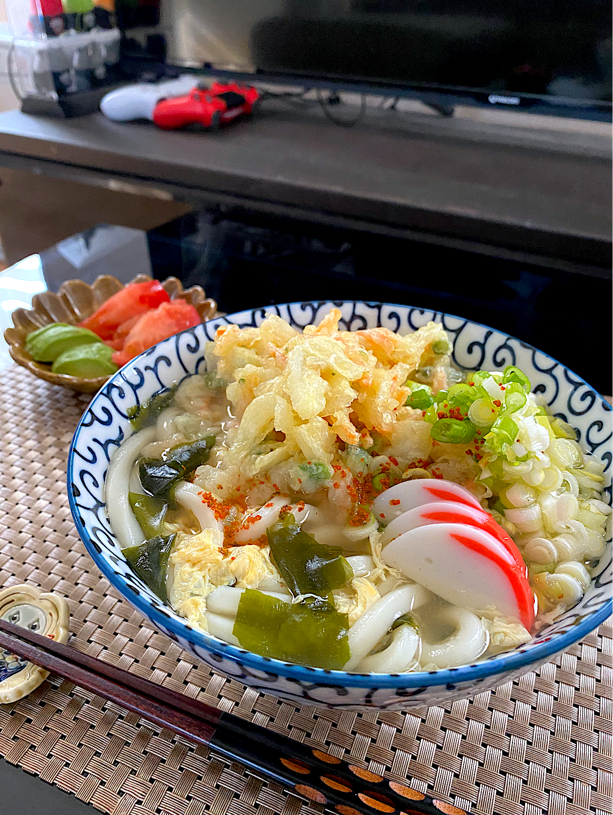 ゆかりさんの料理 きのこの卵とじうどん🍄