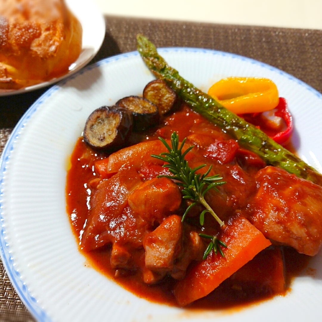 MAKUBIさんの料理 こんぶ茶deチキンのデミトマト煮込