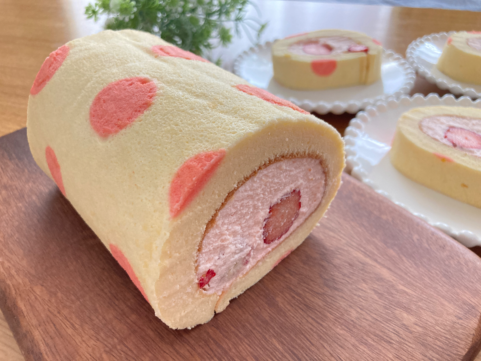 ピンクの可愛い苺ロールケーキ おうちお花見グランプリ21 ヤマサ醤油株式会社