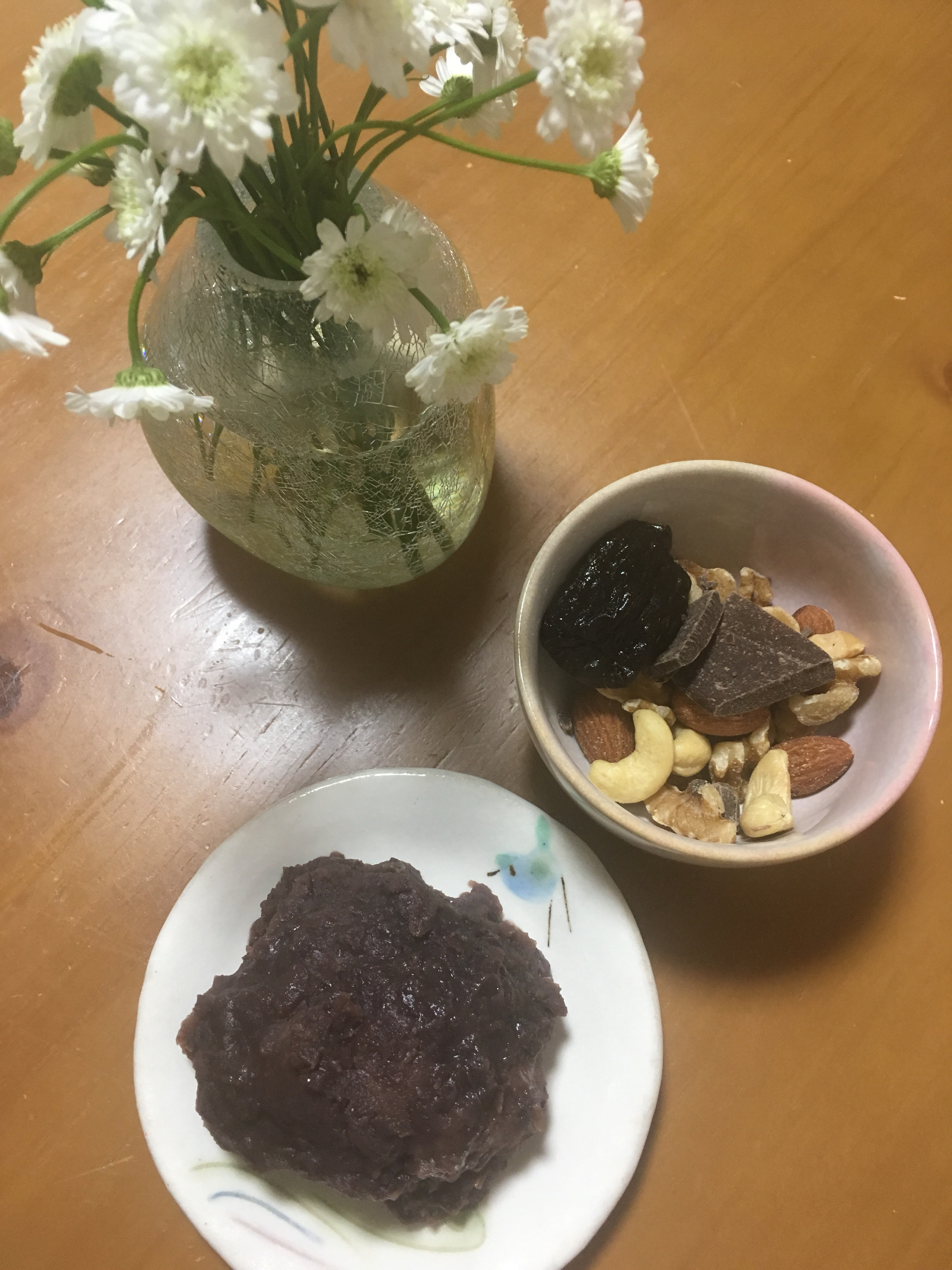 春のお彼岸🌸叔母さん手作りのおはぎ。毎日少しずつ〜ハイカカオチョコレート、プルーン、ナッツ