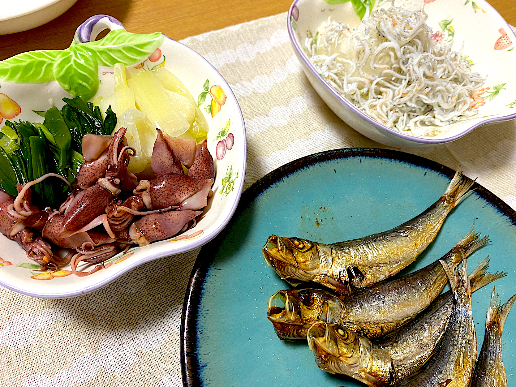 蛍烏賊とわけぎの酢味噌、じゃこおろし、ししゃも🐟