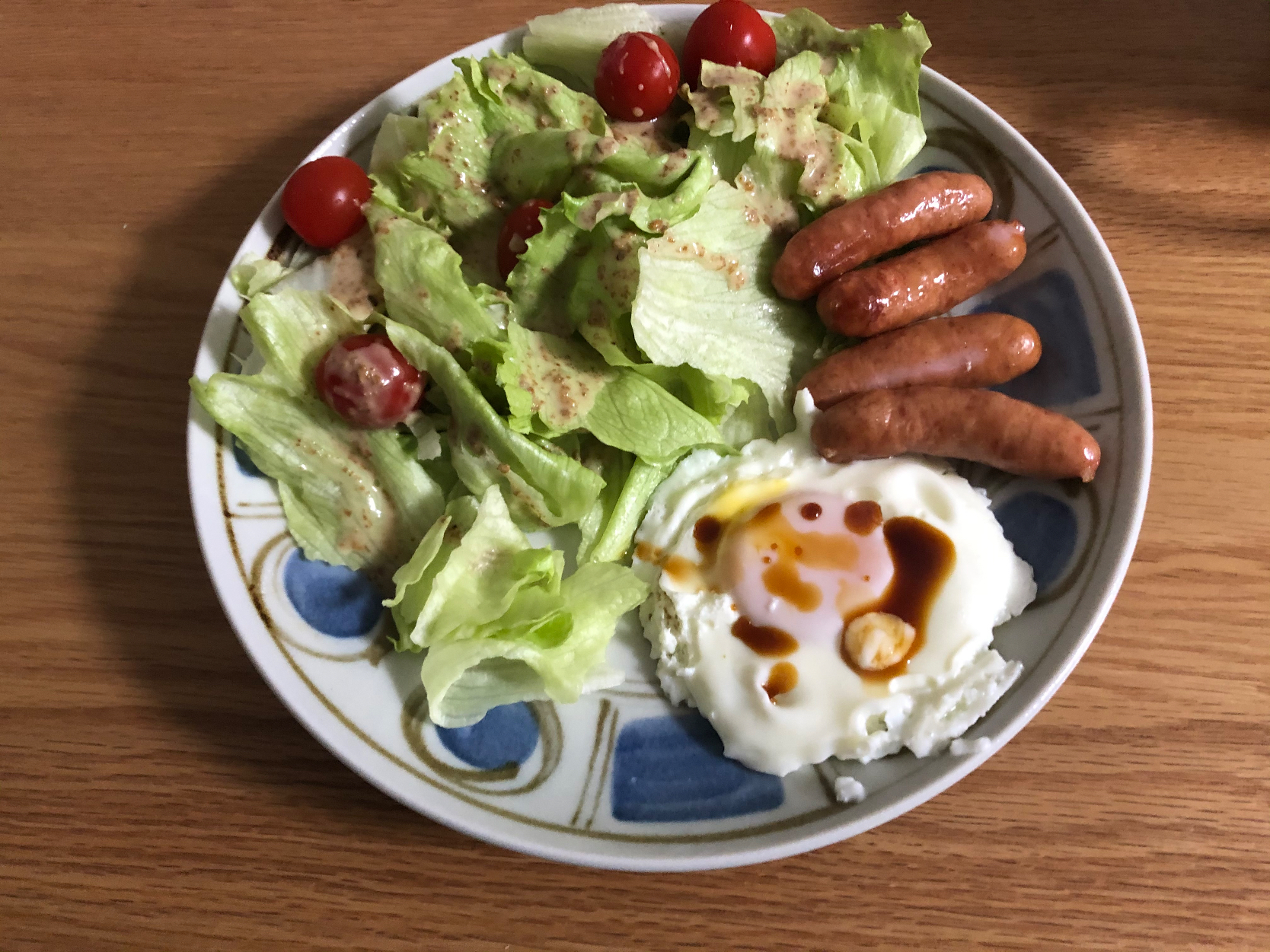 朝食　サラダ🥗メイン