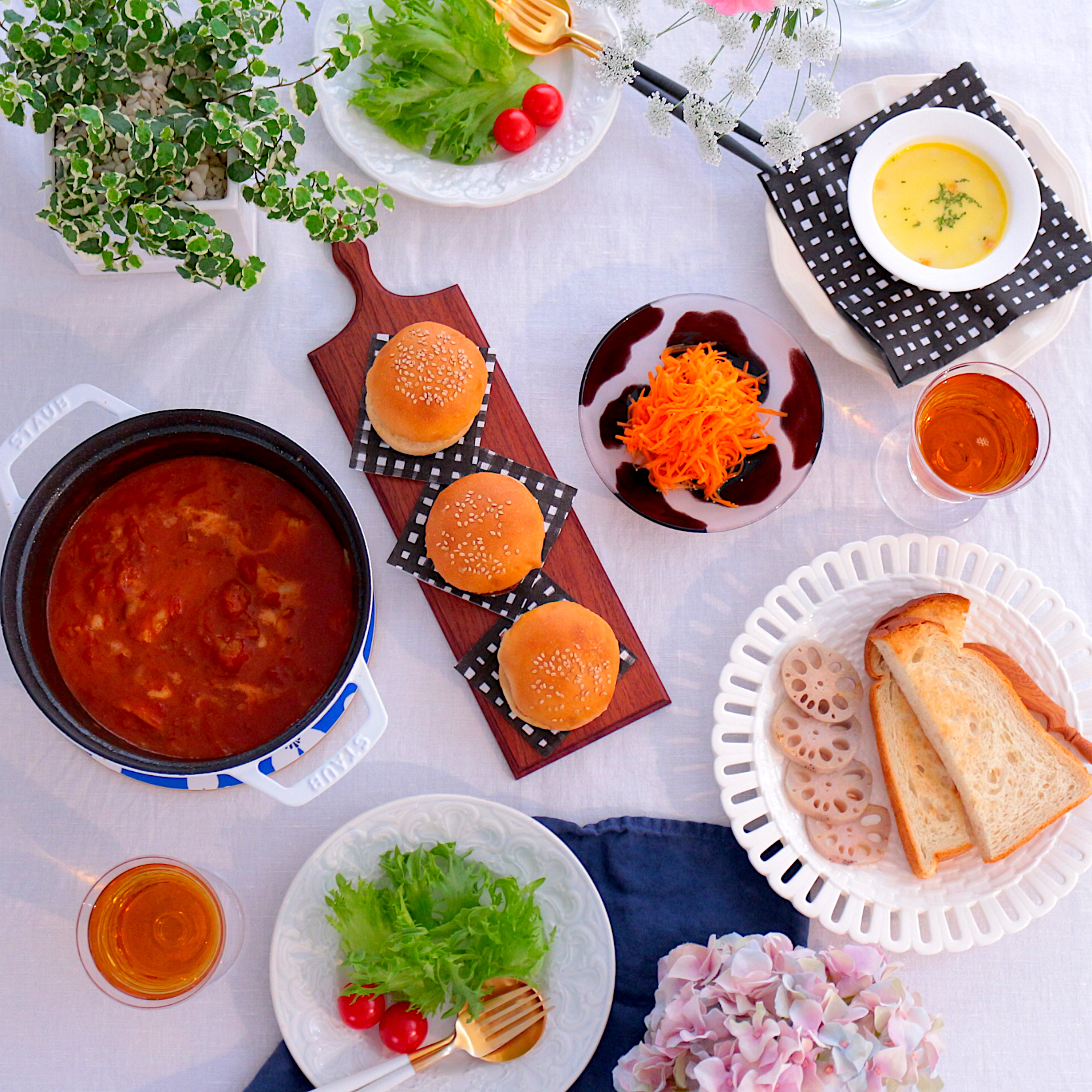 チキンのトマト煮込み