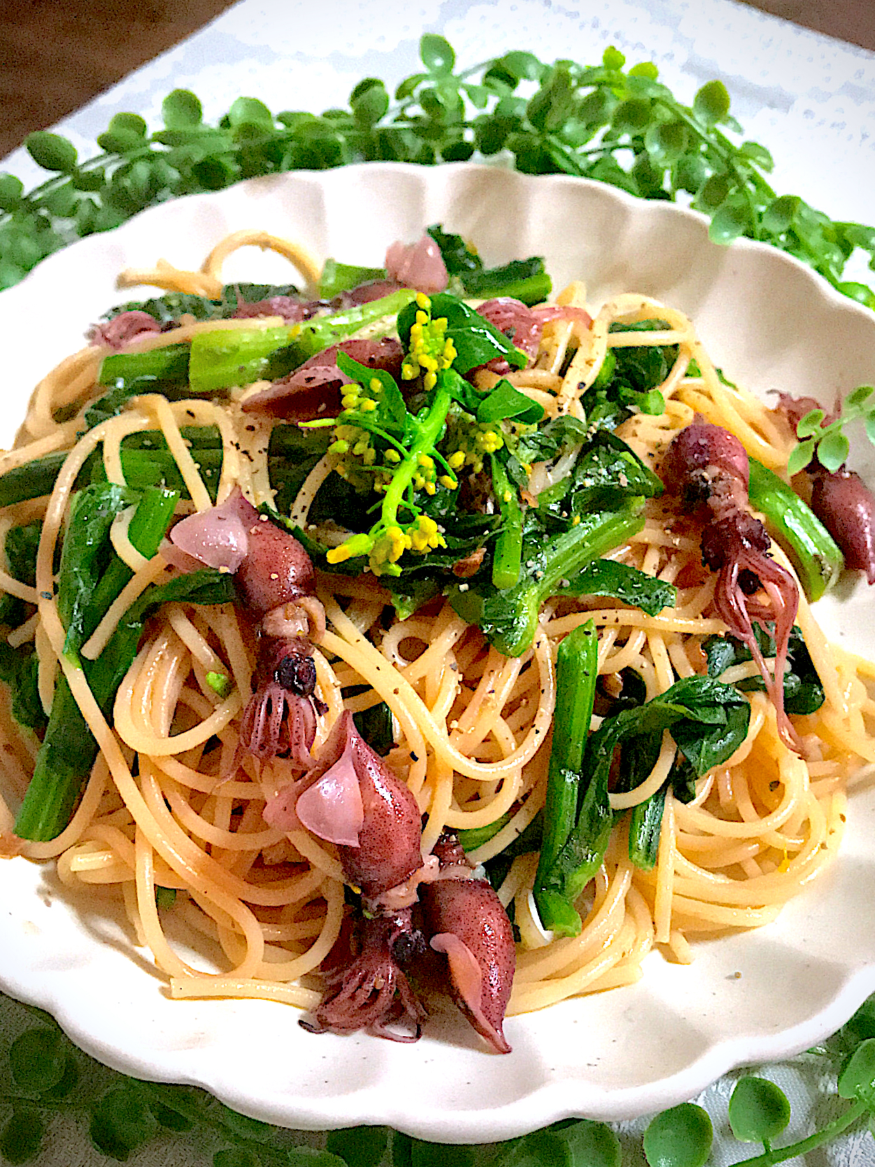 アッチさんの料理 ホタルイカと菜の花のパスタ