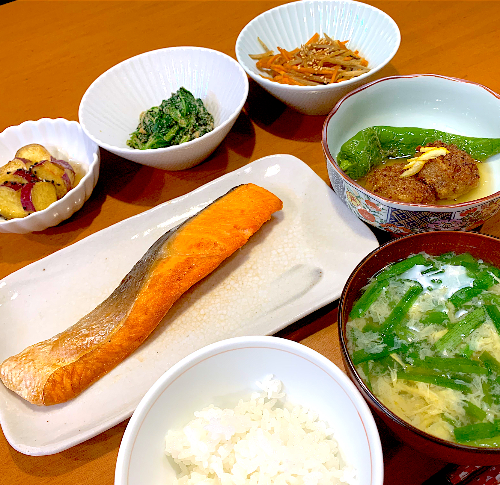 和食の夕飯　お鍋で炊いたご飯