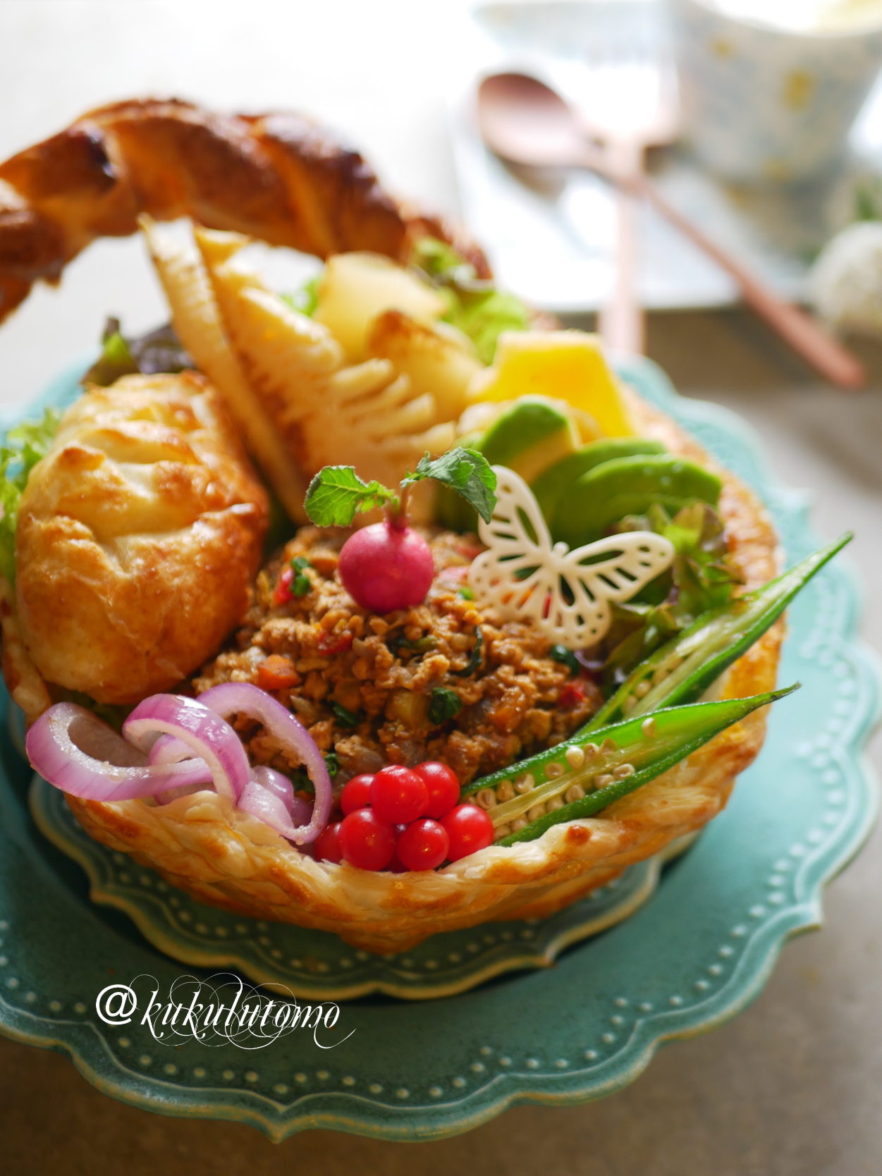 野菜たっぷりカレーパイバスケット