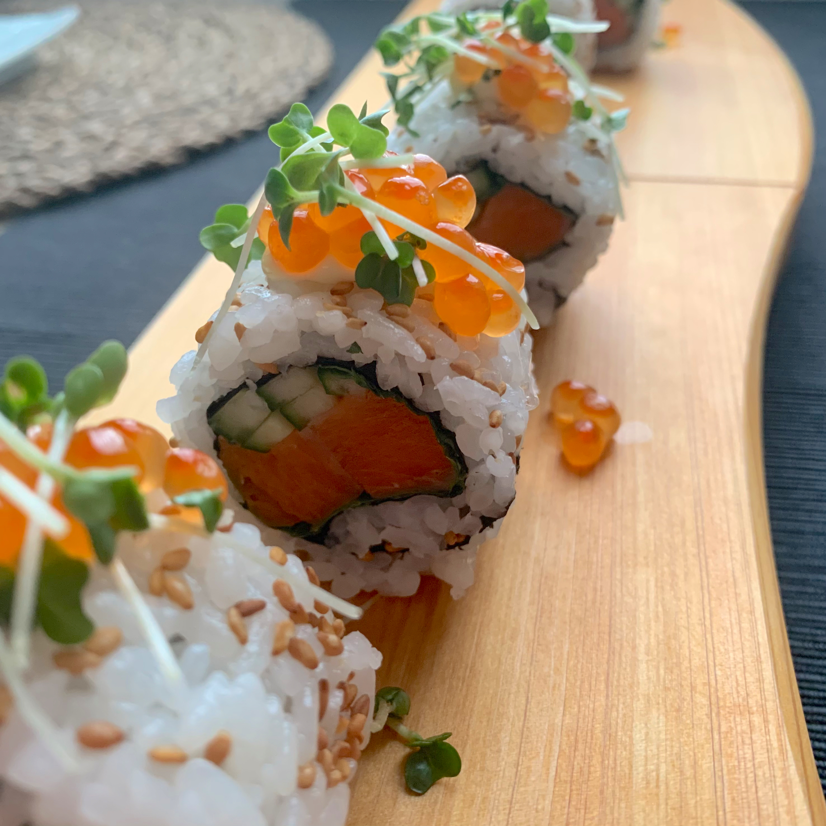 宮城県産銀鮭 の巻き寿司 Sushi Roll