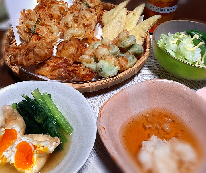 春野菜の天ぷら
　筍．空豆．新玉ねぎ．人参．新ゴボウ．鶏肉
揚げ卵煮