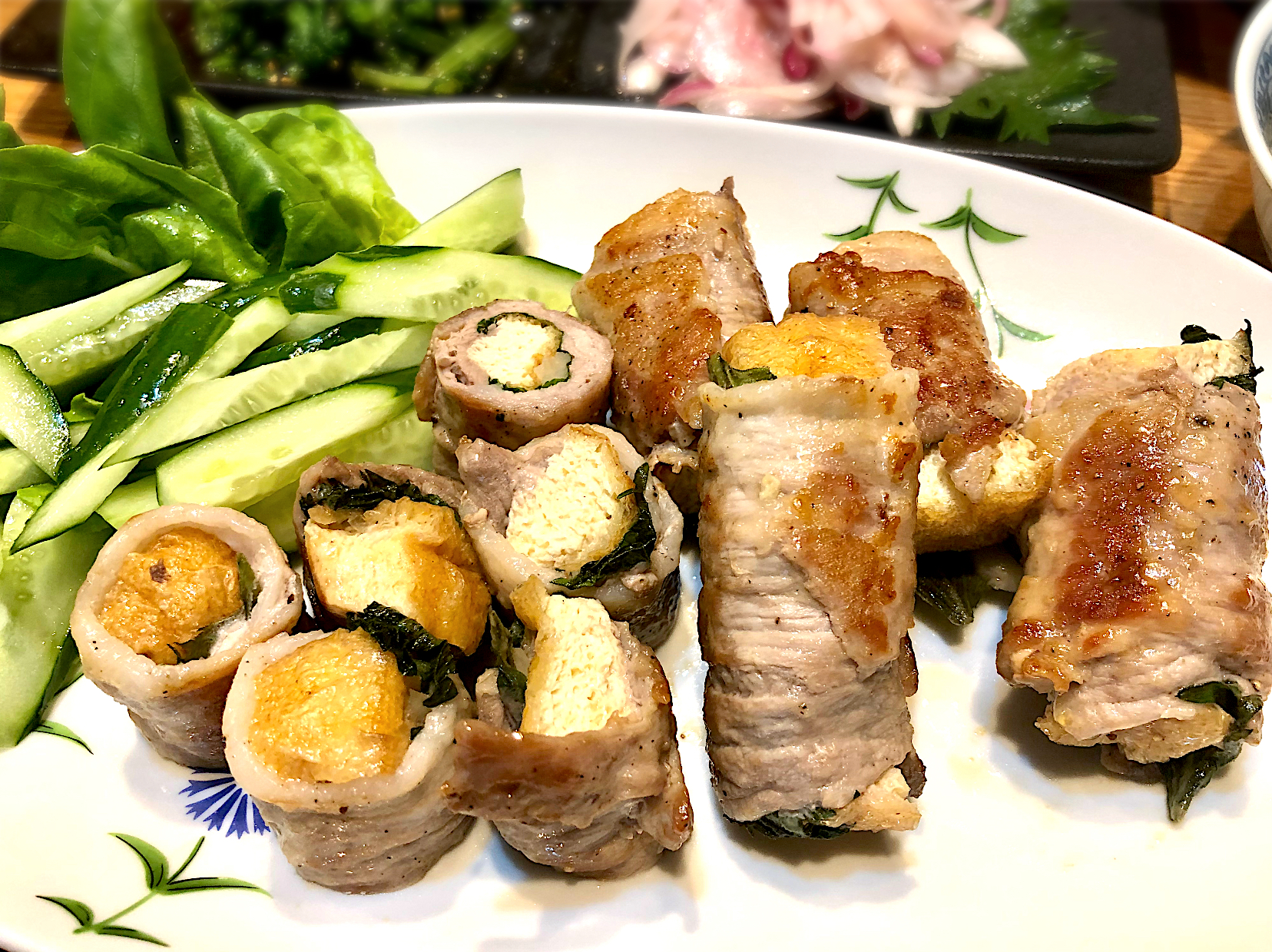 油揚げ・青紫蘇・生姜の豚もも肉巻きソテー