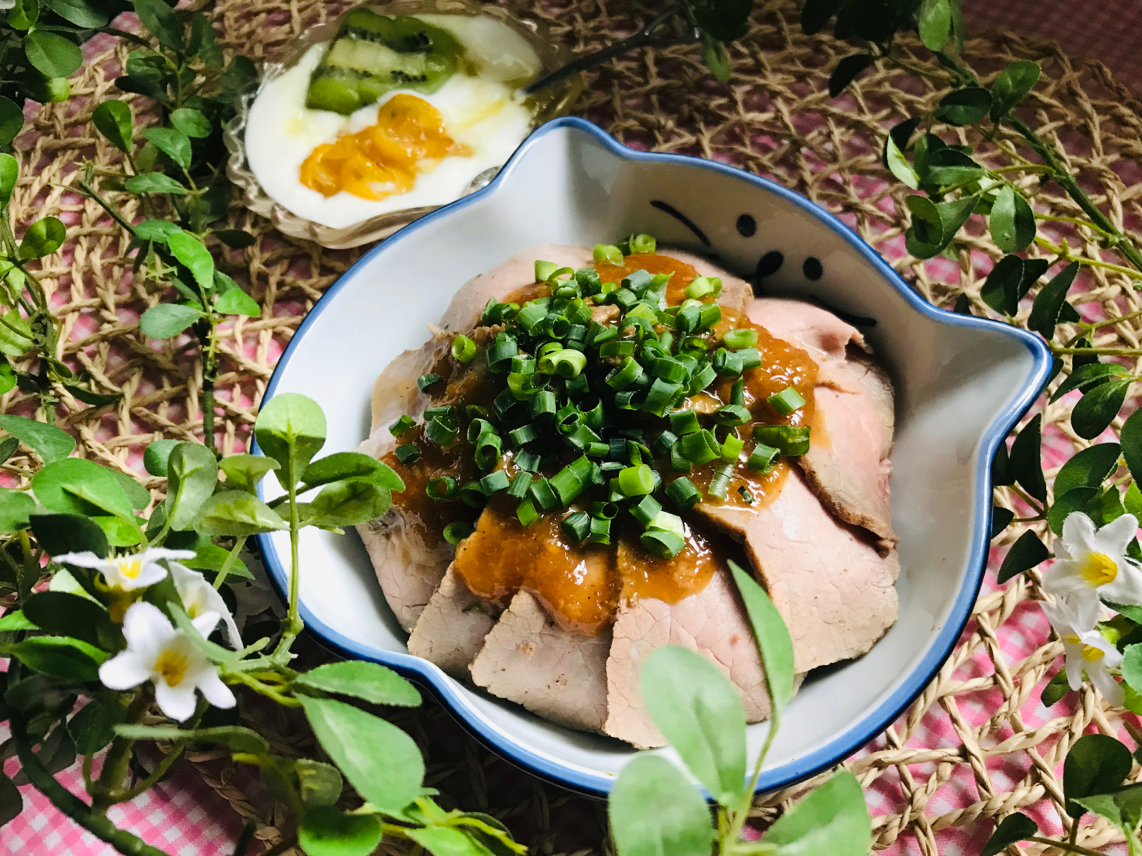 「ロービー丼」