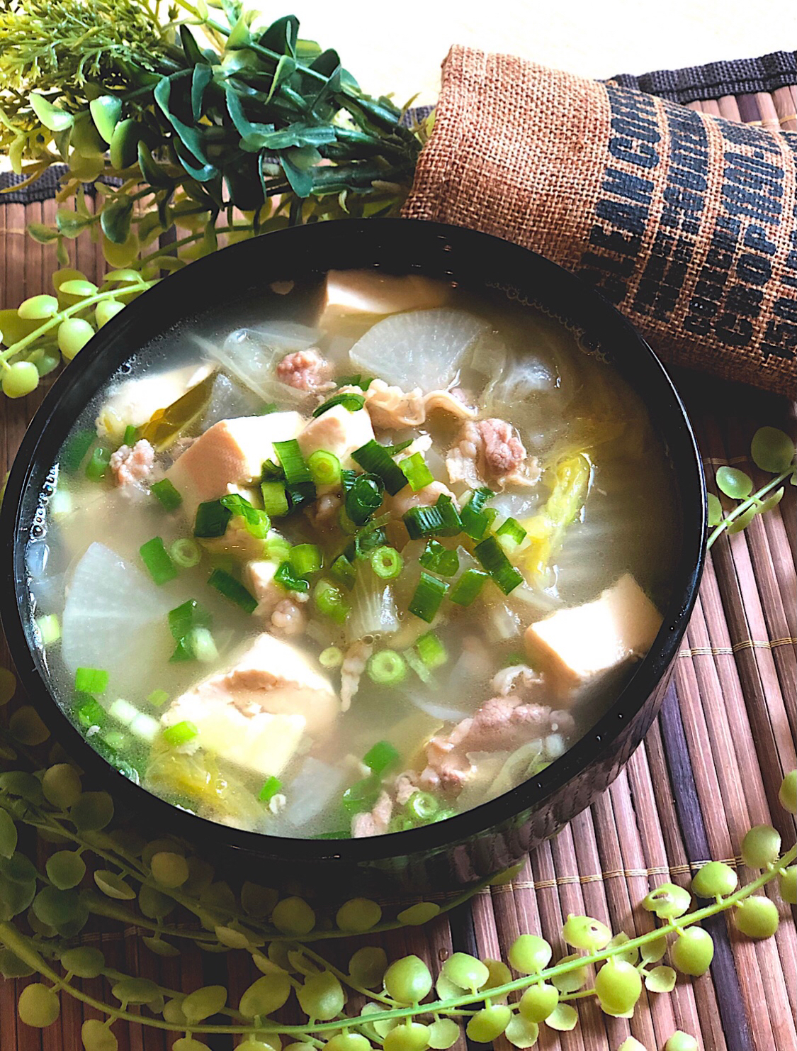 具沢山☆豆腐入り肉吸い