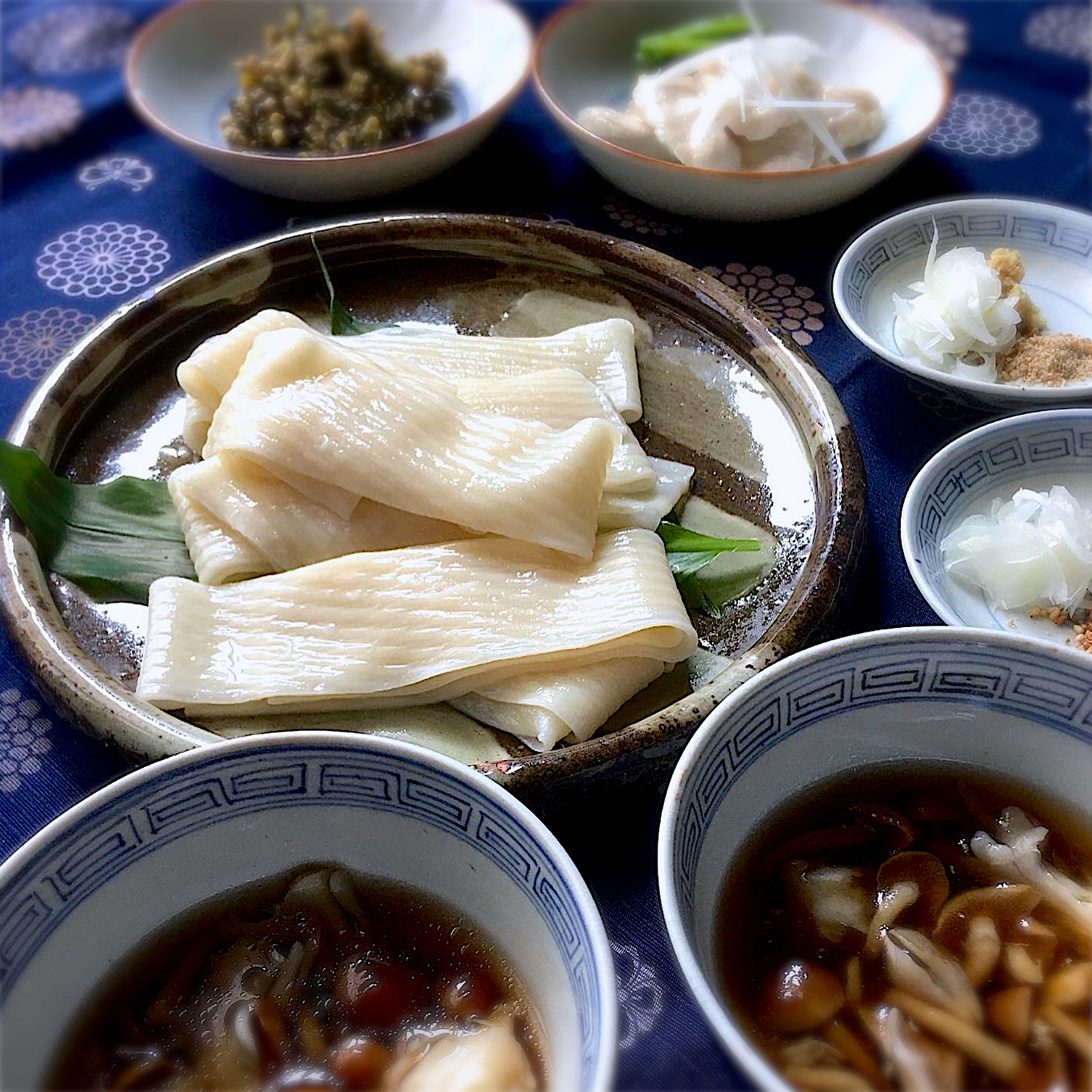 ＊水晶鶏とひもかわうどん＊