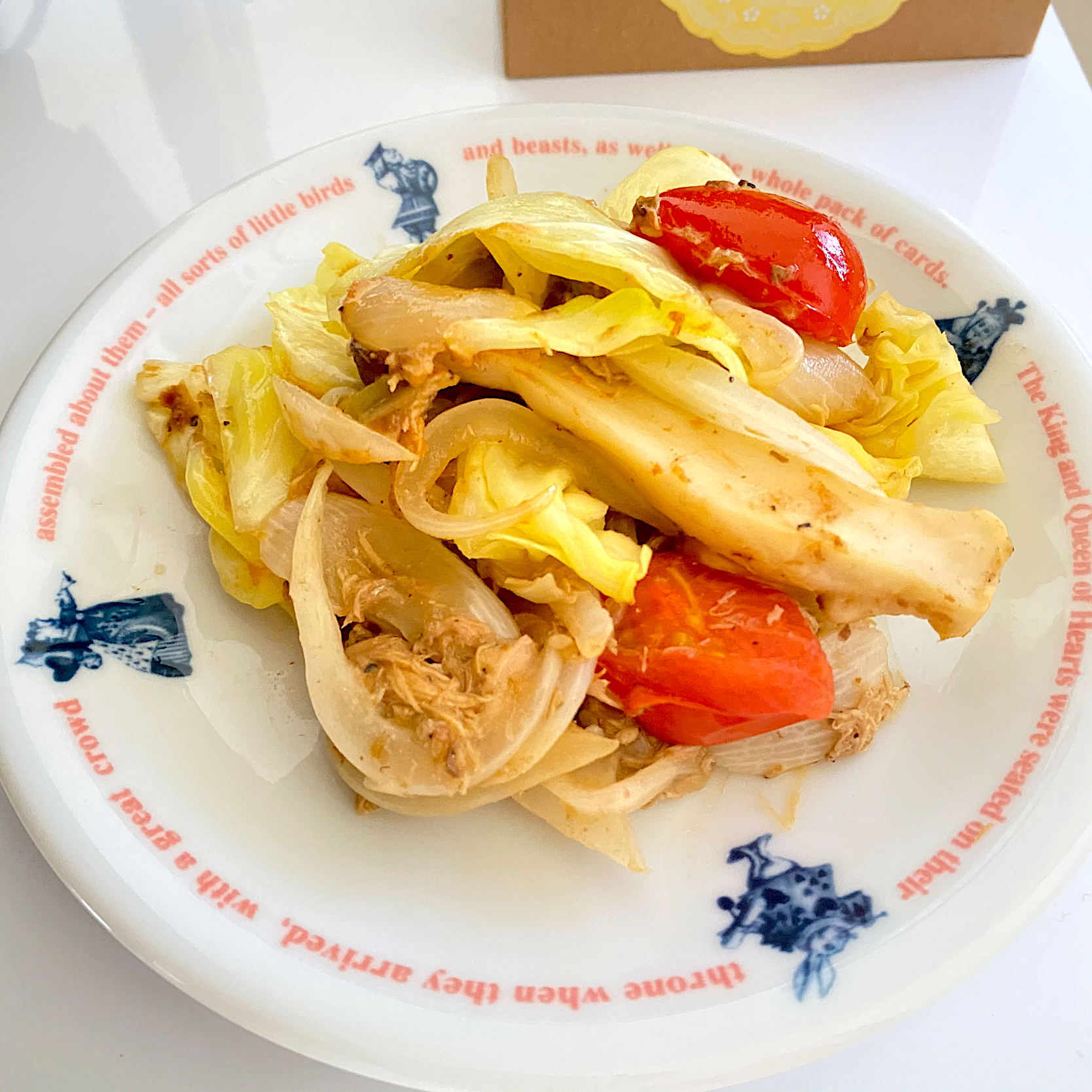 りさこさんの料理 うたかた。さんの料理 サヴァ缶のアヒージョ風おつまみ＆サバサラ　をアレンジ！！！