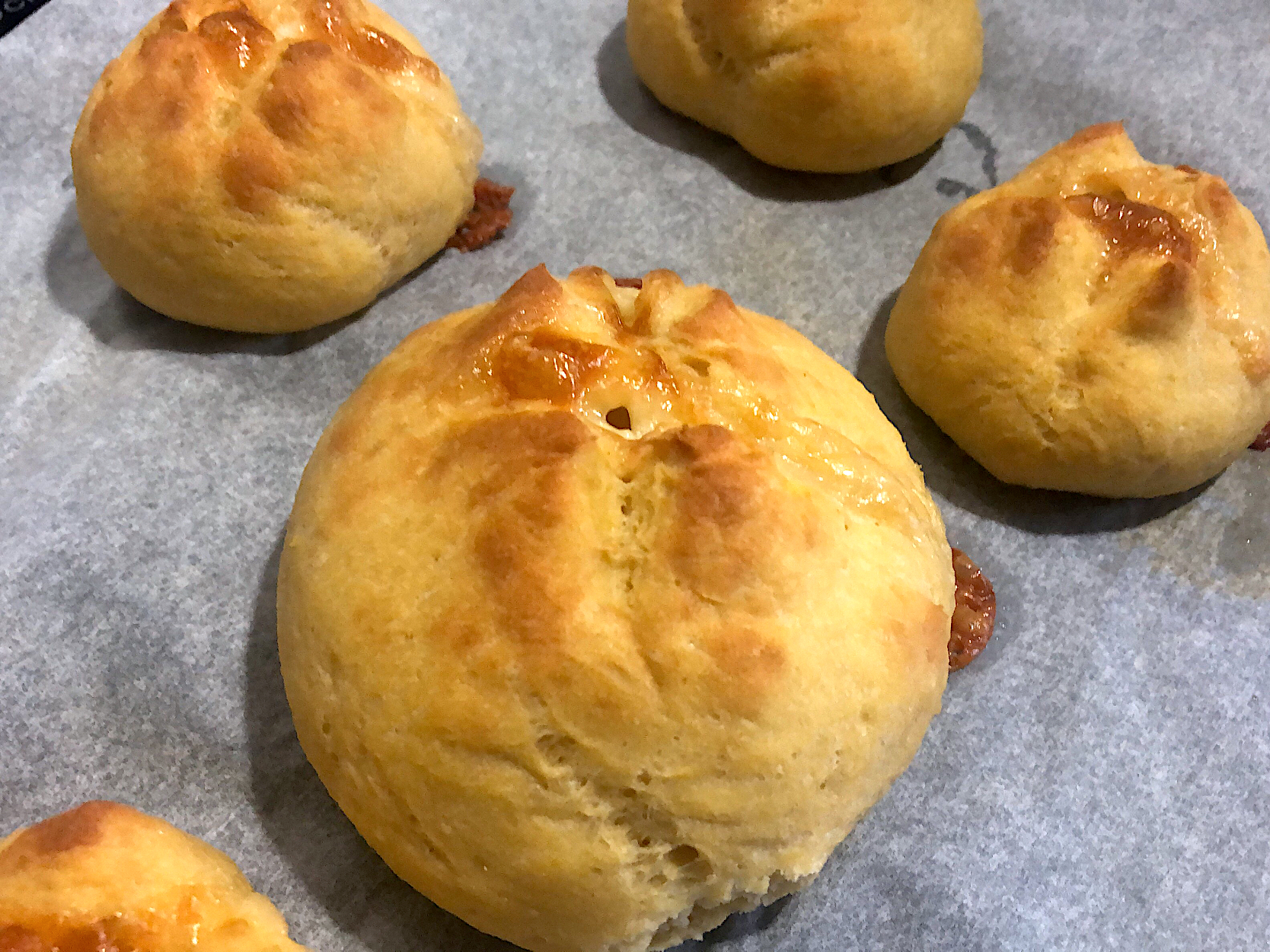 チーズが脱走しました〜糖質ゼロチーズパン🥖