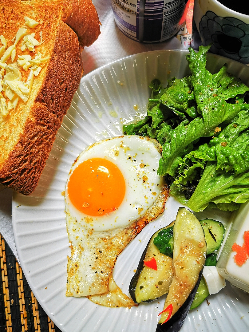 麹甘酒使用、手作り食パン🍞と
麹甘酒浅漬け〜🍆、🥒うまうま優しい味