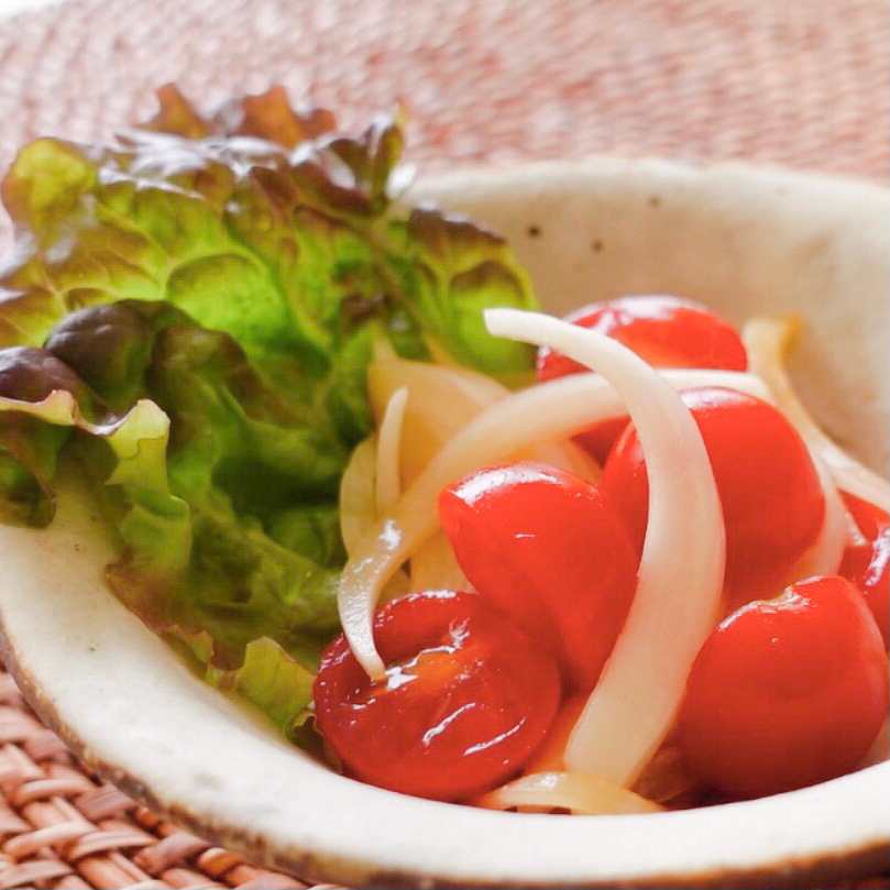 トマトと新玉ねぎのマリネ🍅🧅