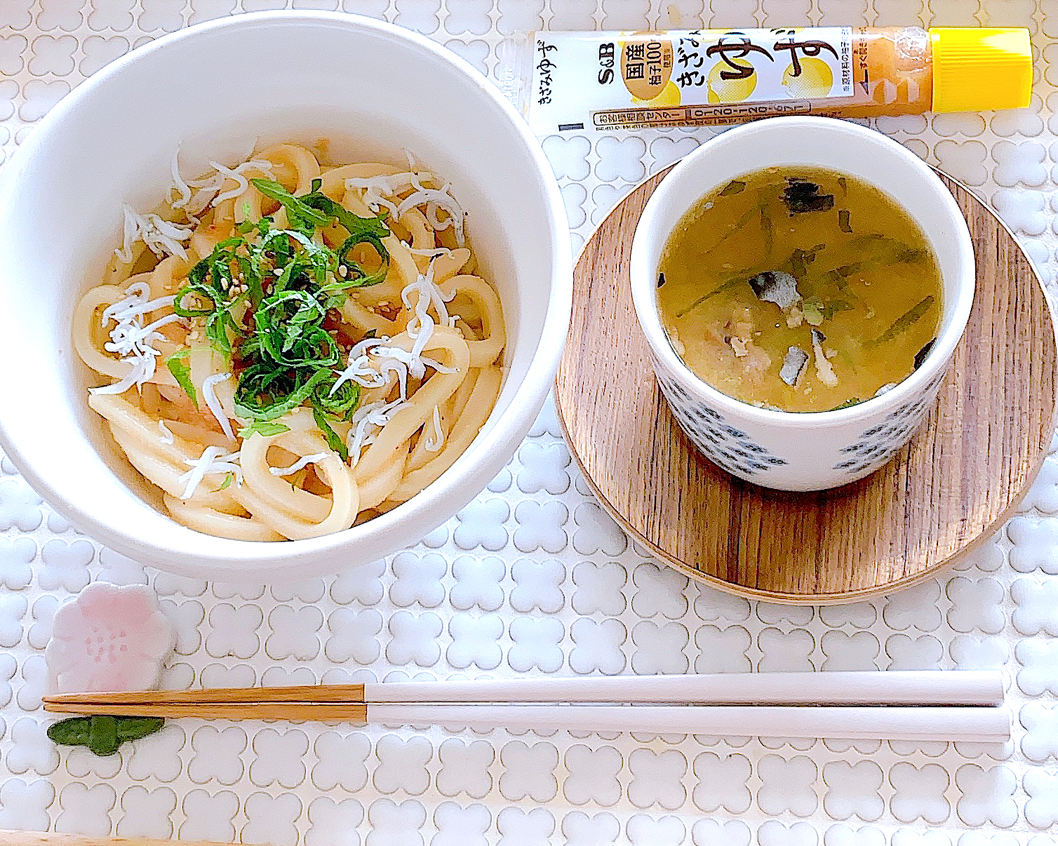 ひとりごはんに冷凍うどんで明太子うどん