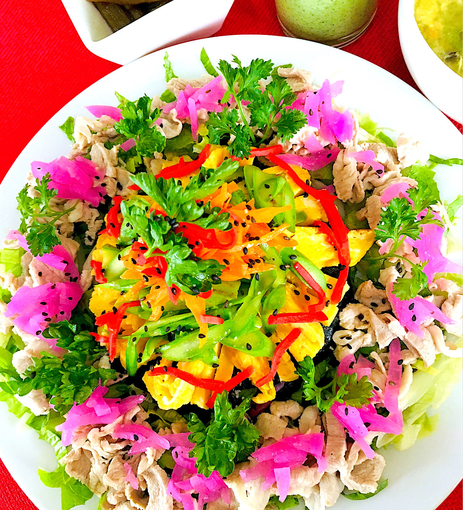 おにぎりサラダ🥗大きなおにぎり隠れてます笑笑🤗^_^完〜食〜💪💖