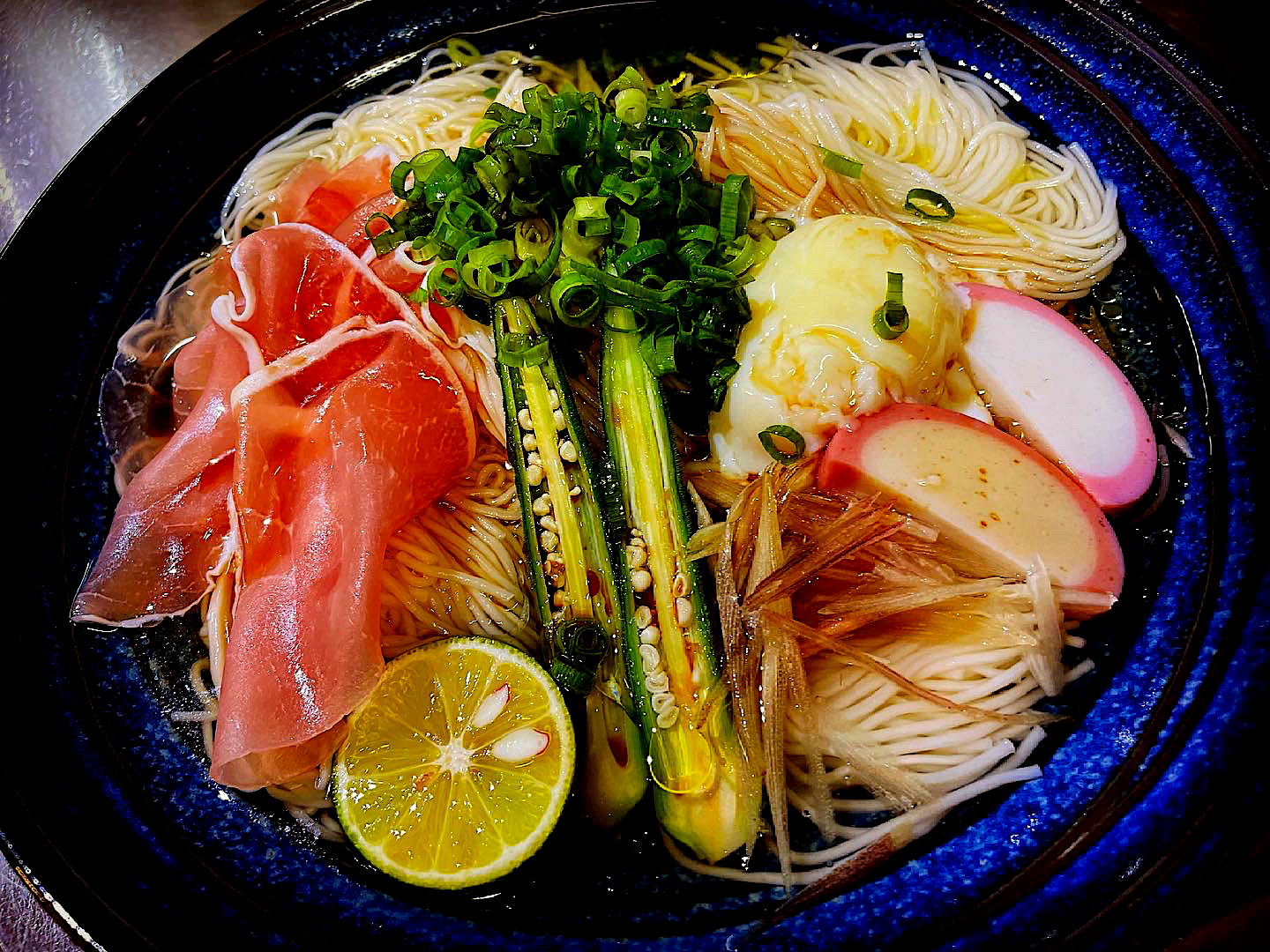 アゴだし檸檬オリーブオイル回しかけ玉子醤油ぶっかけ素麺😋👍